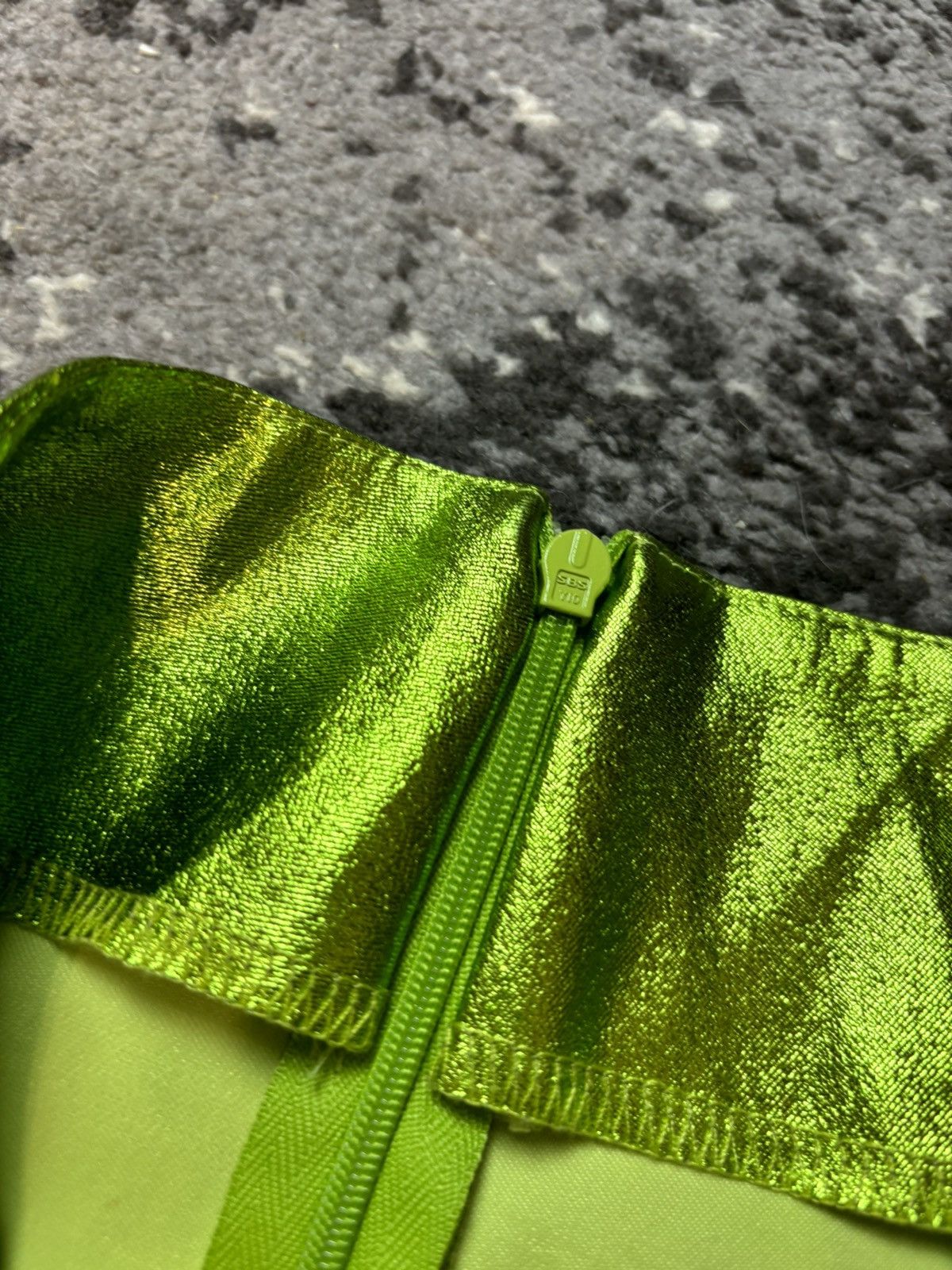 Japanese Brand ASYOU buckle japanese mini skirt Metallic green Size 30" / US 8 / IT 44 - 4 Thumbnail