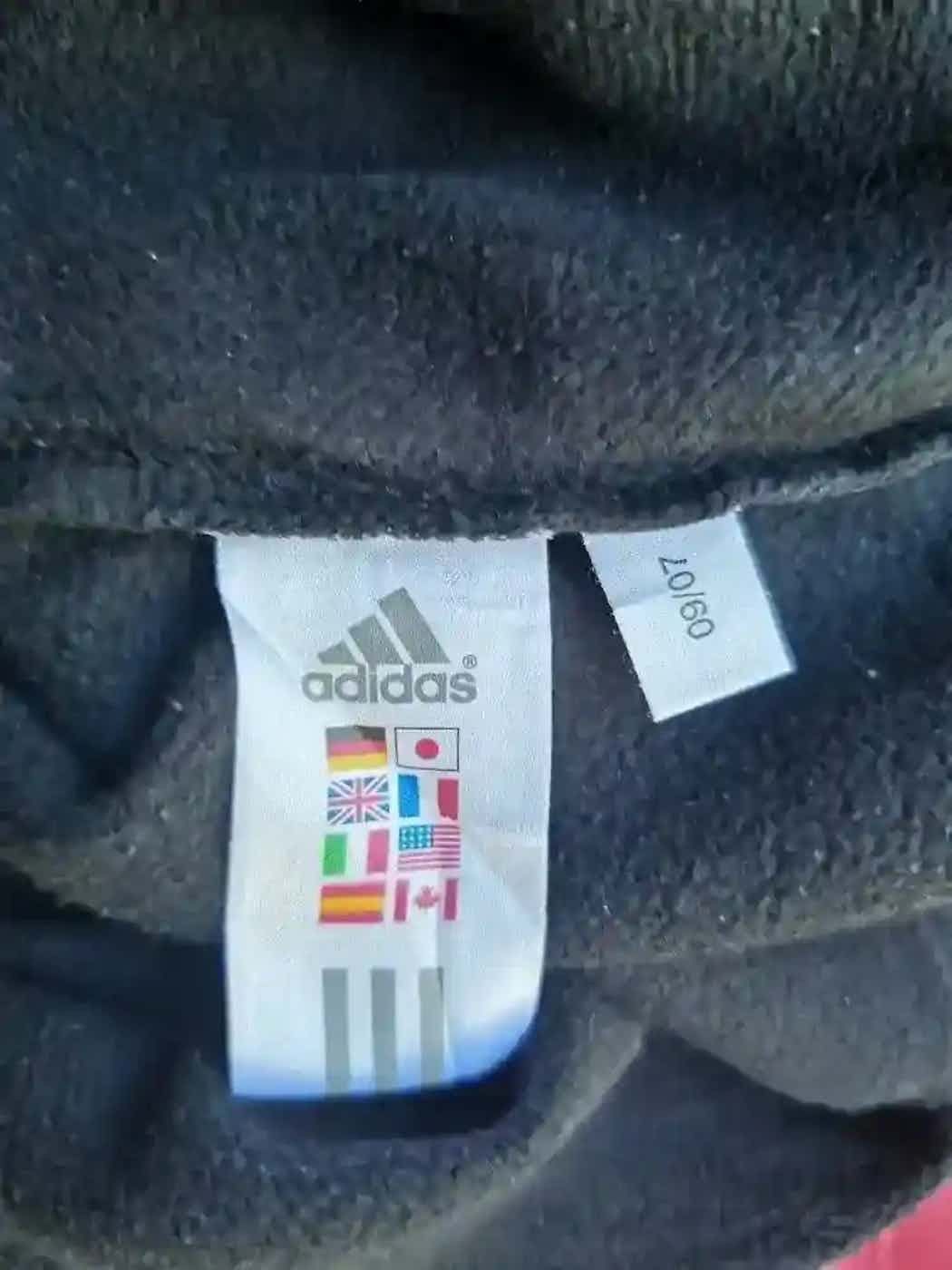 Adidas Vintage Adidas Sweatshirt Size US S / EU 44-46 / 1 - 5 Thumbnail