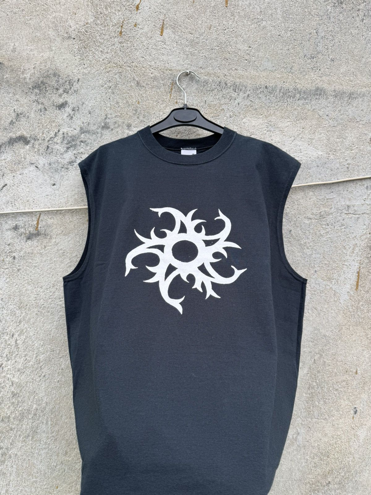 Japanese Brand Vintage Sun Tribal 90s Sleeveless Tshirt Metal Punk 90s acid Size US XL / EU 56 / 4 - 2 Thumbnail
