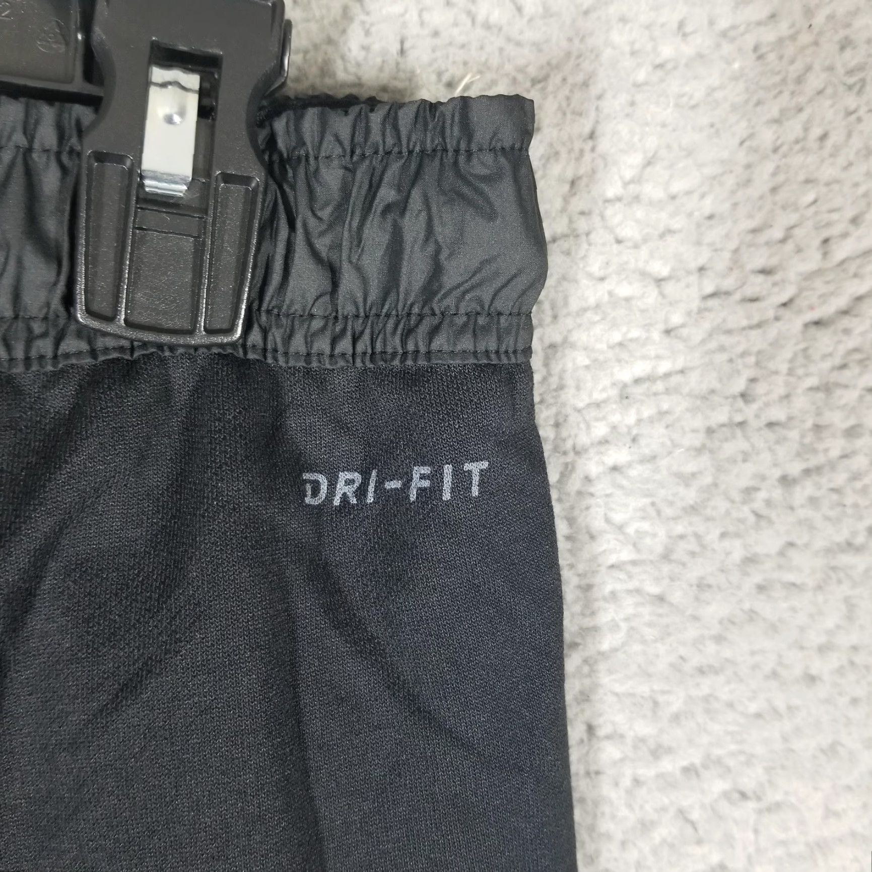 Nike Nike Joggers Utility Core Fleece Black Training Pants Medium AJ7032-010 Athletic Size US 31 - 7 Thumbnail