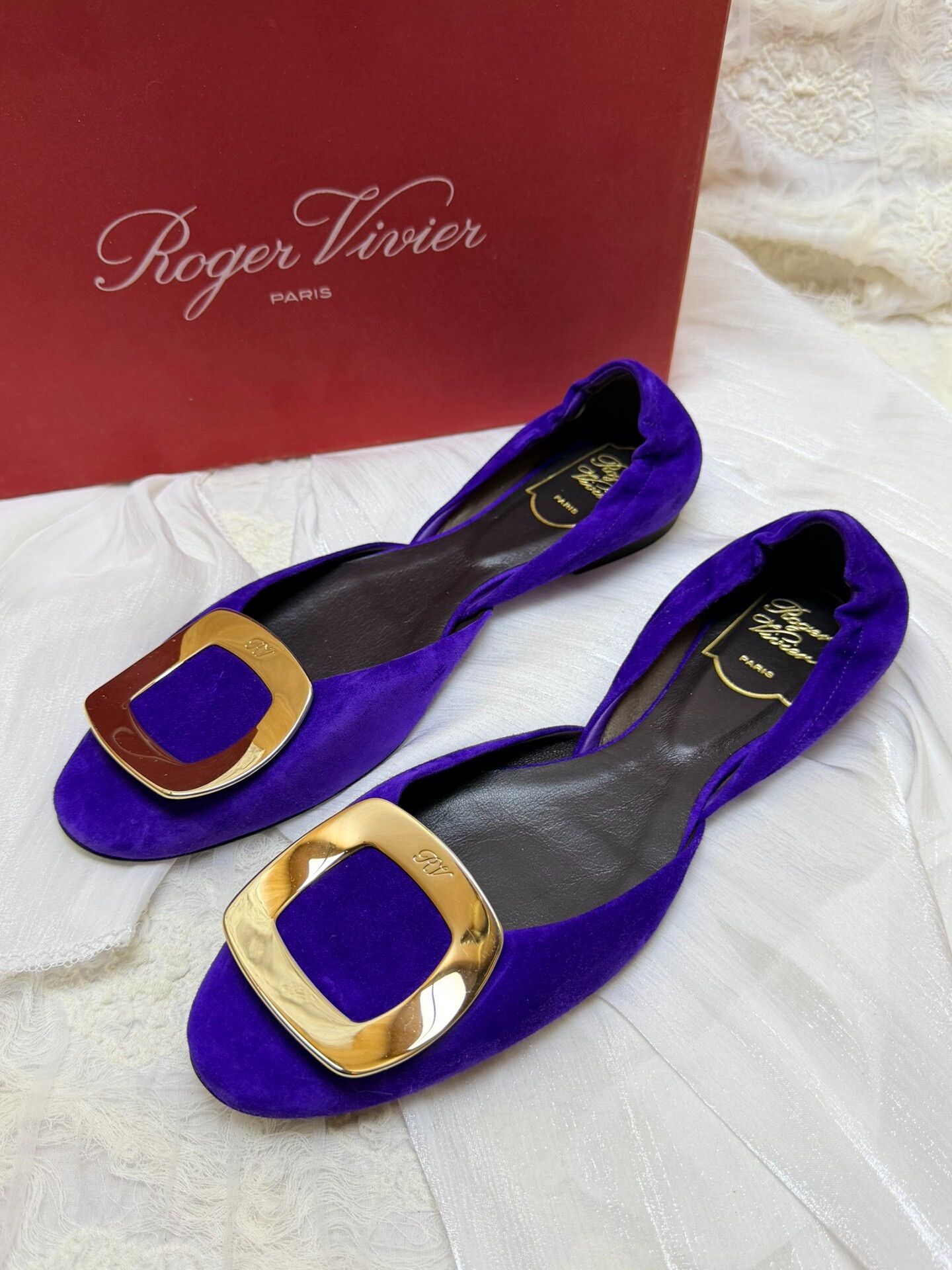 Roger Vivier Roger Vivier Retro Purple Lowtop Sneakers us_7-5 Women Size US 7.5 / IT 37.5 - 1 Thumbnail