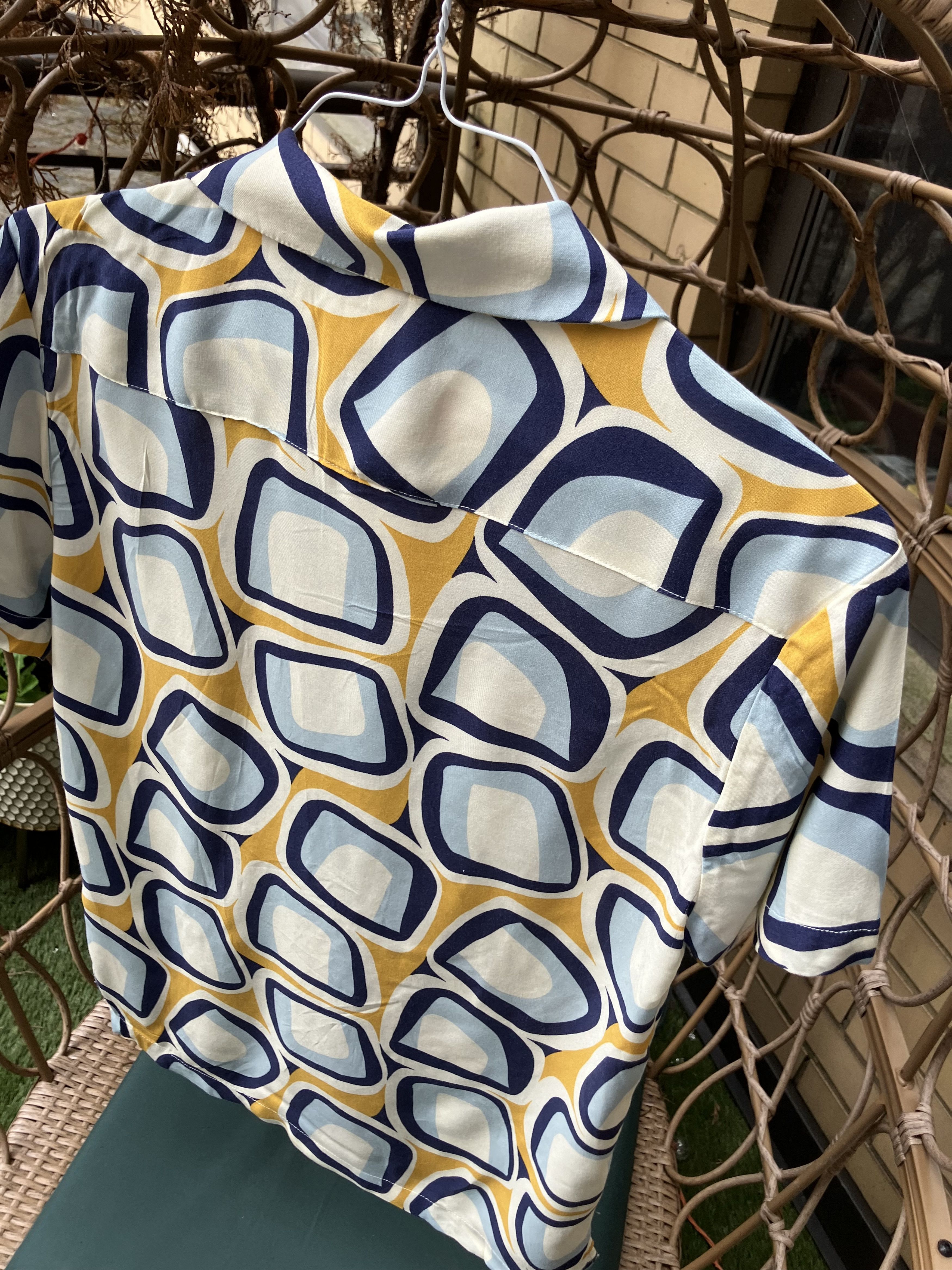 Other Silky Button Up Leisure Shirt Size US S / EU 44-46 / 1 - 2 Thumbnail