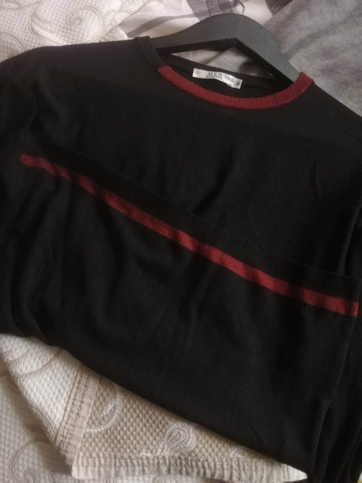 Givenchy × Vintage Vintage Givenchy sweater 90s y2k Size US M / EU 48-50 / 2 - 3 Thumbnail