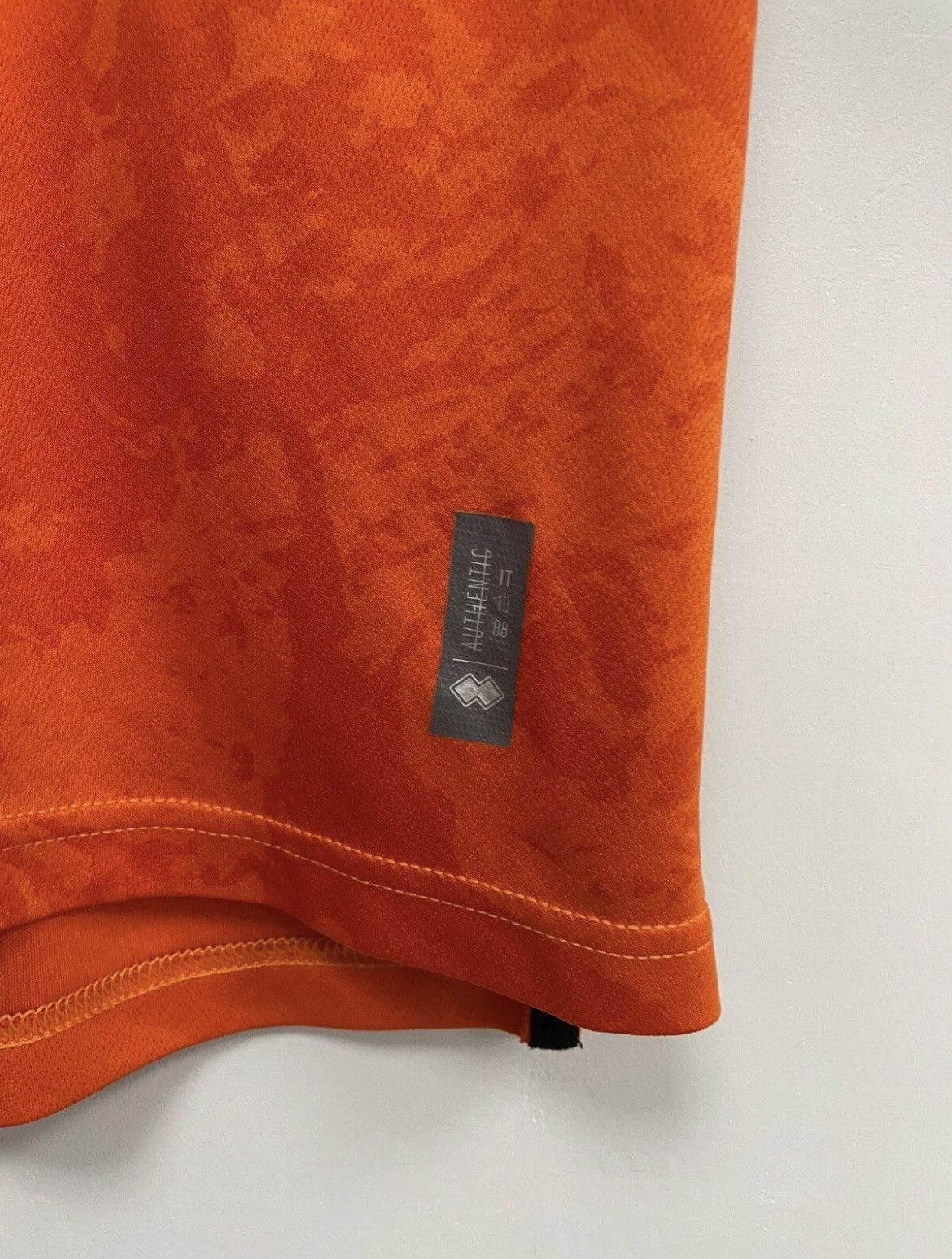 Errea Dundee United 2023/2024 Home Football Shirt Errea Jersey Size US S / EU 44-46 / 1 - 4 Thumbnail