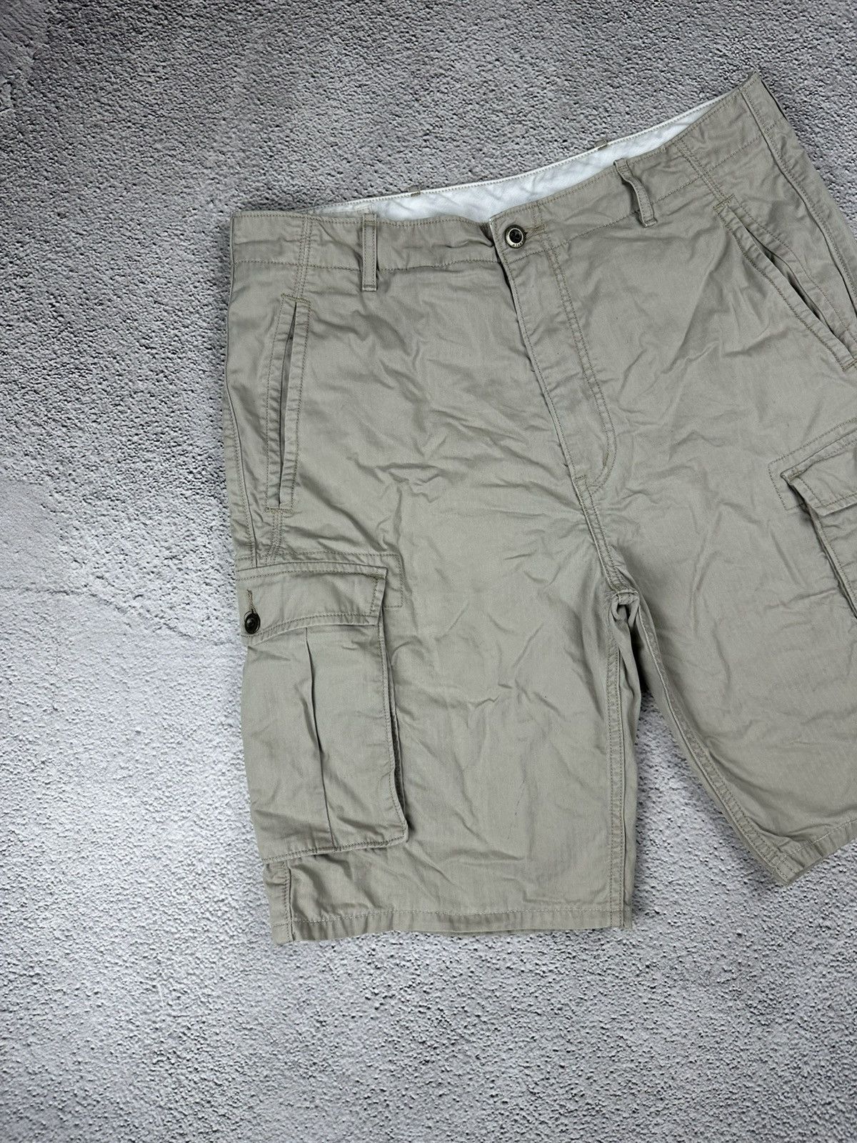 Levi's Vintage Levis Cargo Short Y2K Baggy Streetwear White Label Size US 34 / EU 50 - 6 Thumbnail
