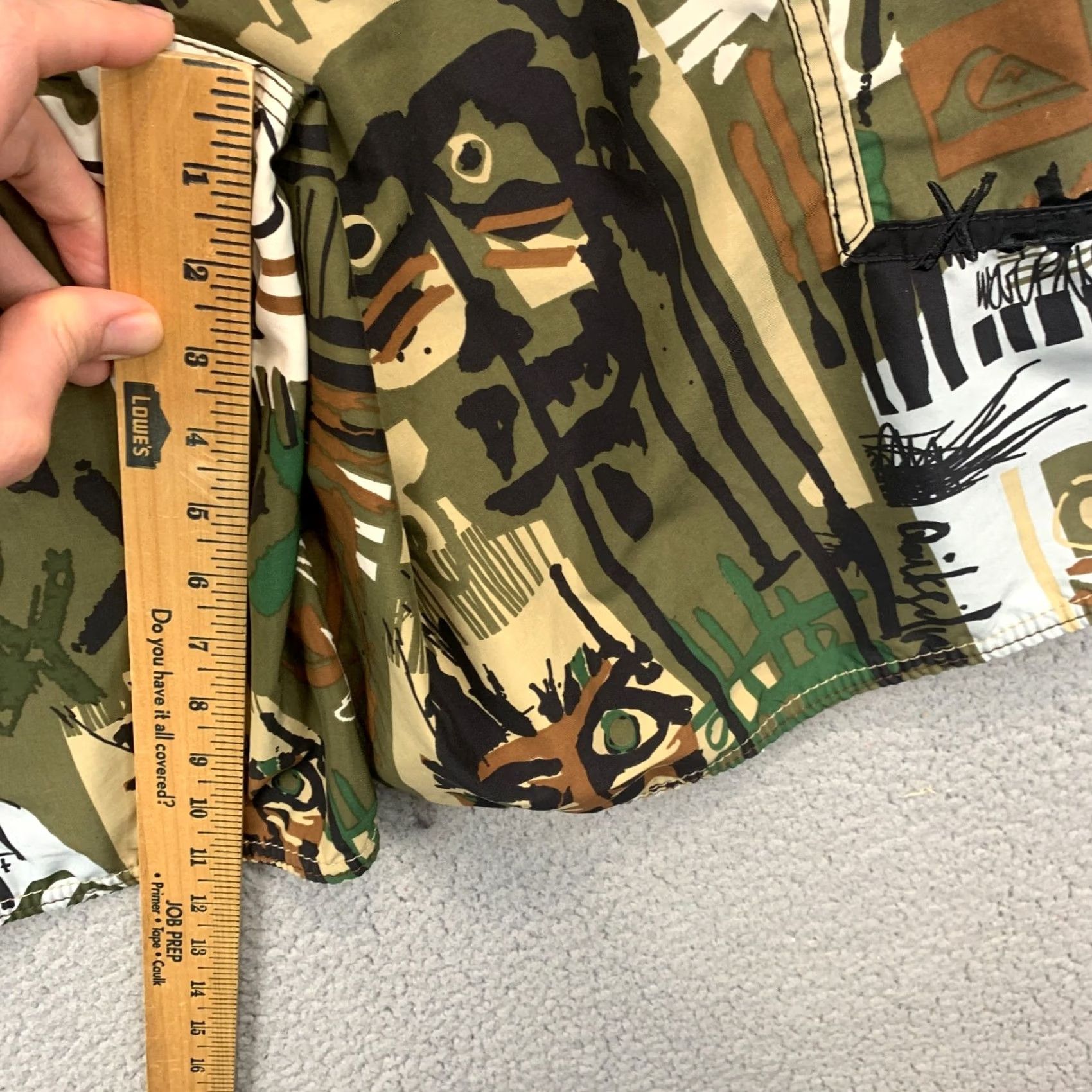 Quiksilver VTG Quiksilver Tribal War Paint Boardshorts Mens Swim Bottoms 36 Multicolor Reggae Surf Tiki AOP Pattern Size US 36 / EU 52 - 6 Thumbnail