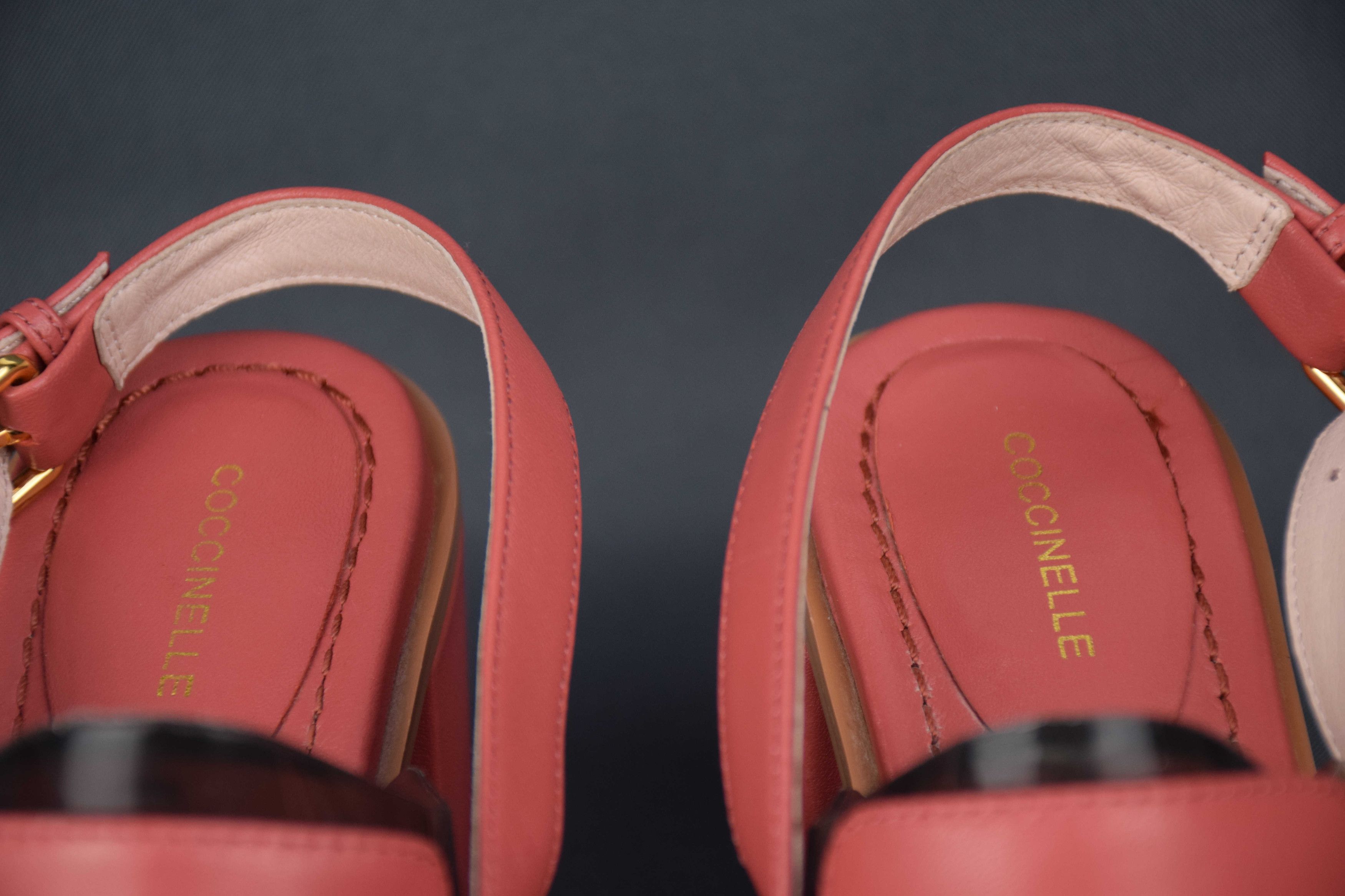 Other Coccinelle Beat Selleria Sandals Leather US 8 UK 7 EU 40 Size US 8 / IT 38 - 8 Thumbnail