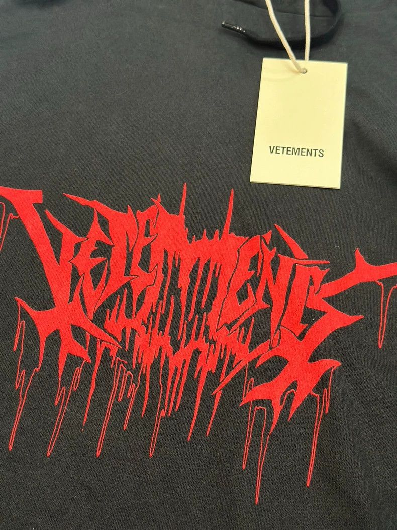 Vetements Vetements 18ss Blood Drops Sanskrit Slim hoodie 2506-Nextar Size US M / EU 48-50 / 2 - 2 Thumbnail