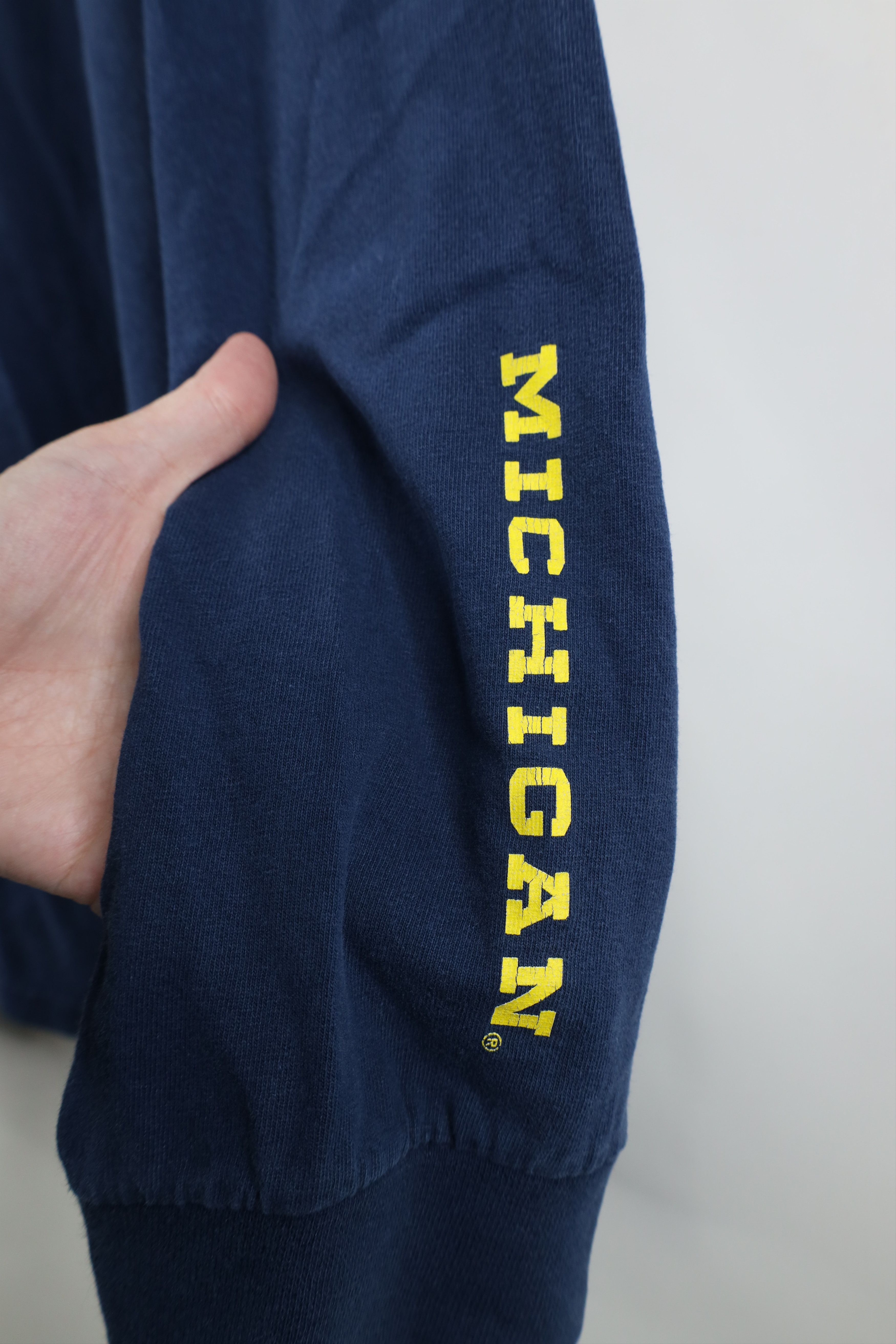 Nike × Vintage Vintage Nike Mini Swoosh University of Michigan T-Shirt Blue Size US XXL / EU 58 / 5 - 4 Thumbnail
