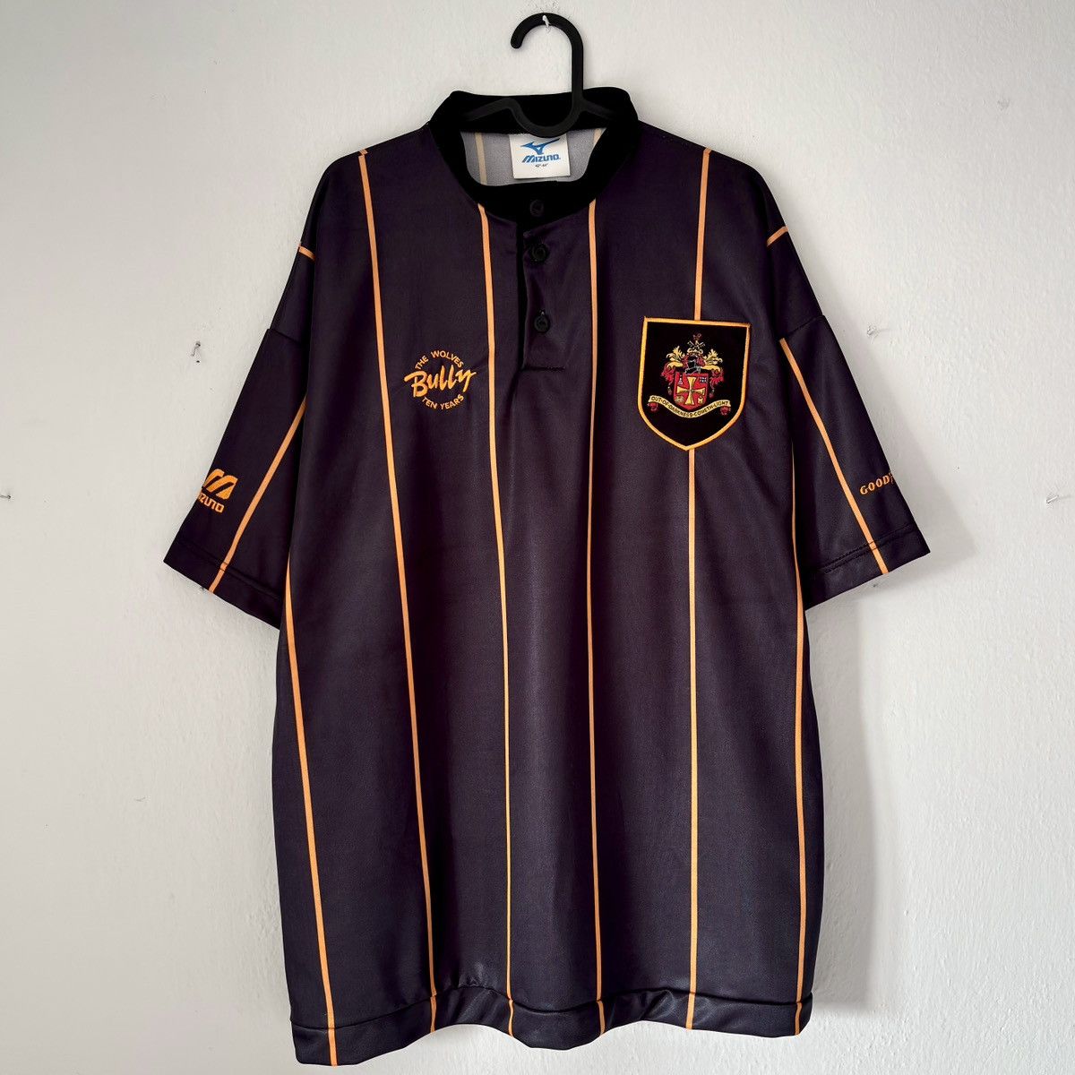 Mizuno × Vintage 1996 1997 Wolverhampton Wanderers Special Kit Bully Jersey Size US L / EU 52-54 / 3 - 2 Thumbnail