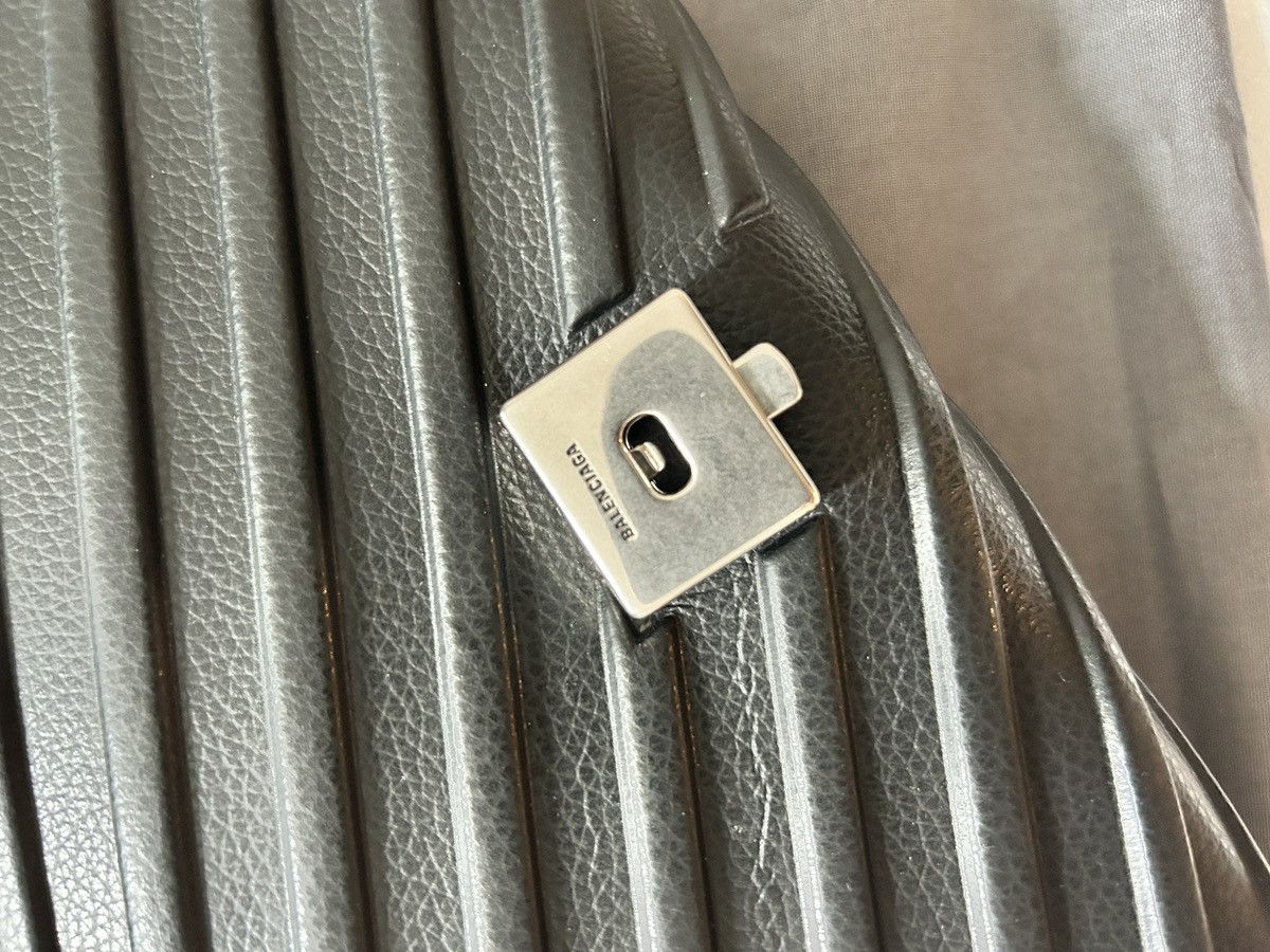 Balenciaga Balenciaga Car Flap Crossbody Bag Size ONE SIZE - 8 Thumbnail