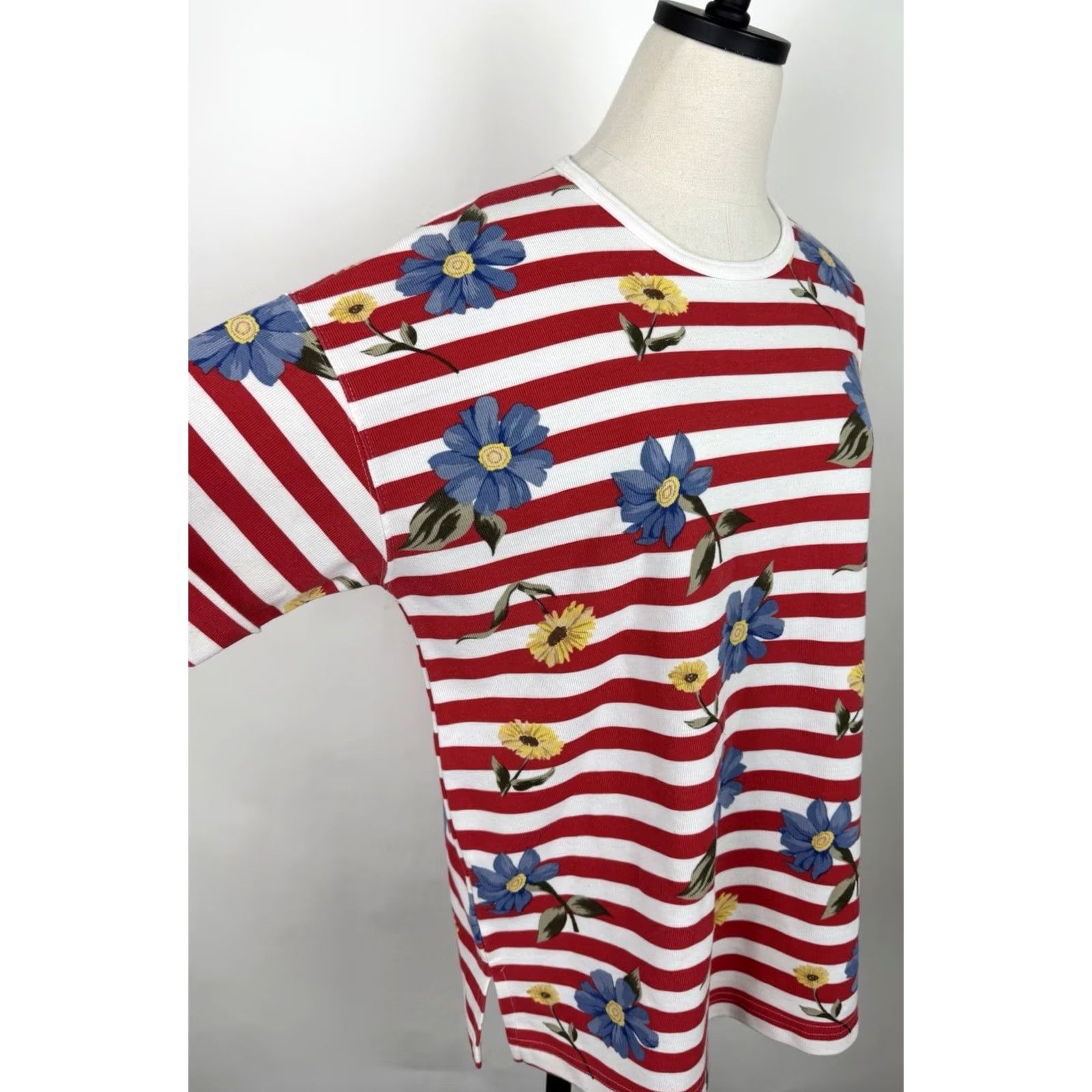 Nautica VINTAGE Michael Carrie Shirt Womens XL Red Striped T-Shirt Jersey Cotton Blend Ribbed Tee 80s 90s Nautical Flower Retro Size XL / US 12-14 / IT 48-50 - 7 Thumbnail