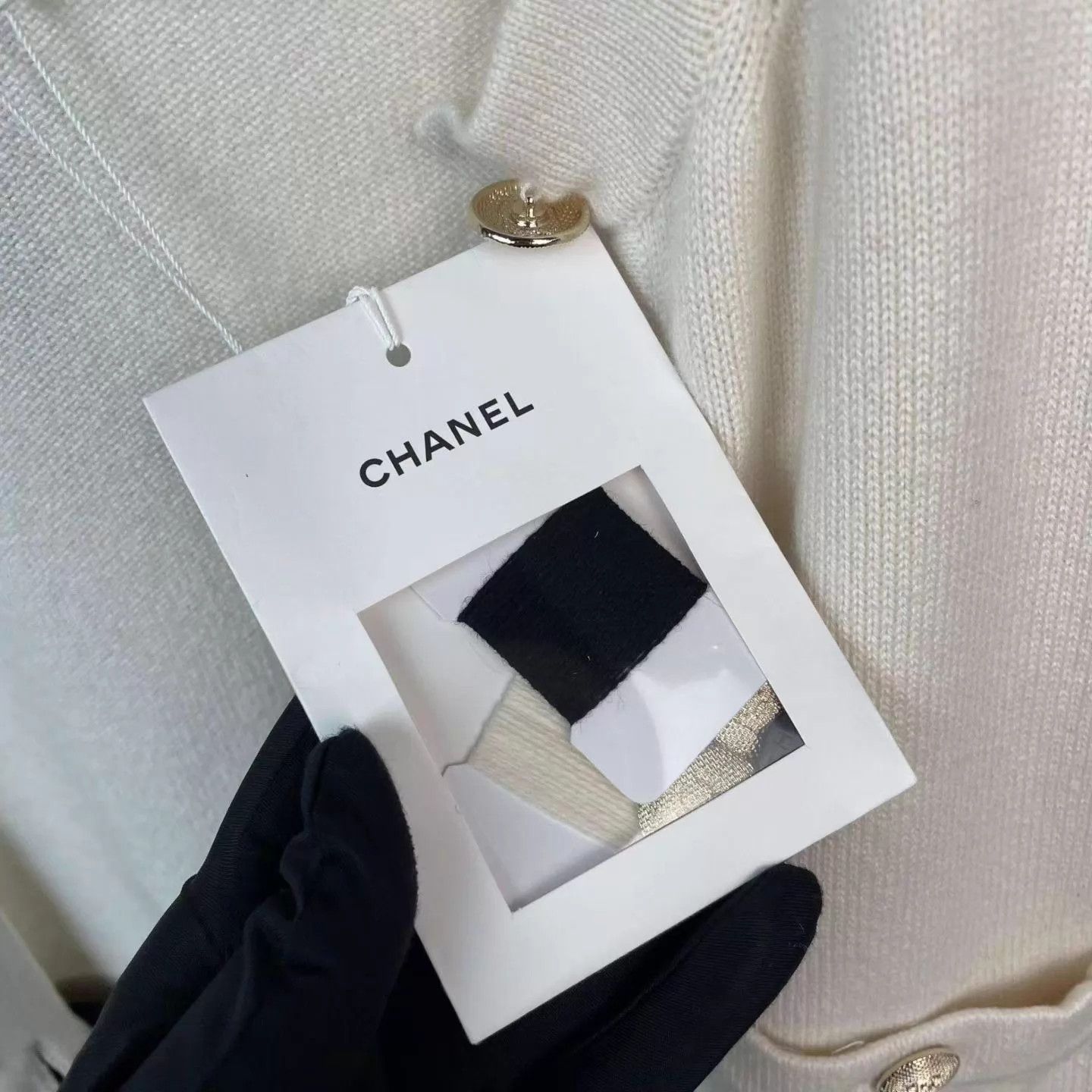 Chanel Chanel Women's Top 38 Size S / US 4 / IT 40 - 3 Thumbnail