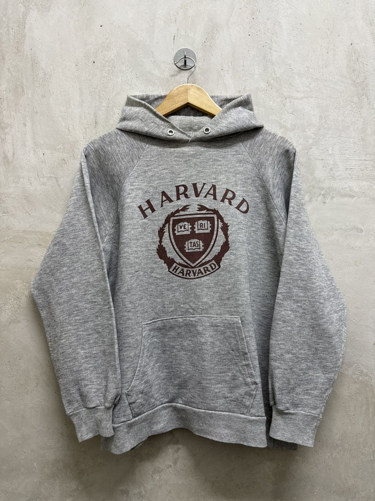 Champion Vintage 80s Champion Harvard University Hoodie Size US XL / EU 56 / 4 - 1 Thumbnail