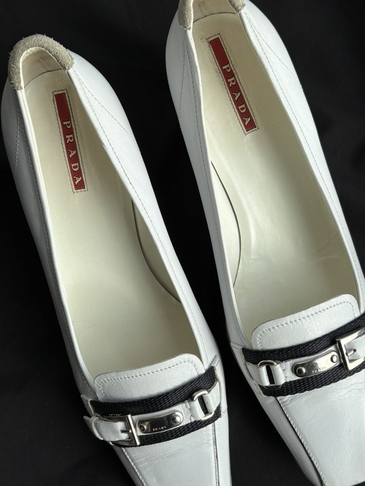 Prada × Vintage PRADA 2000s WHITE LEATHER KITTEN HEELS BUCKLE LOGO 36 US 5 Size US 6 / IT 36 - 3 Thumbnail