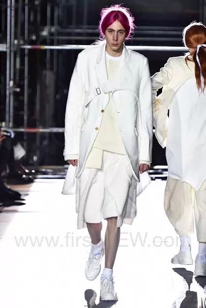 Comme des Garcons Homme Plus CDG Homme Plus 18aw White Spiral Lamb Fur Shorts M Size US 32 / EU 48 - 7 Thumbnail