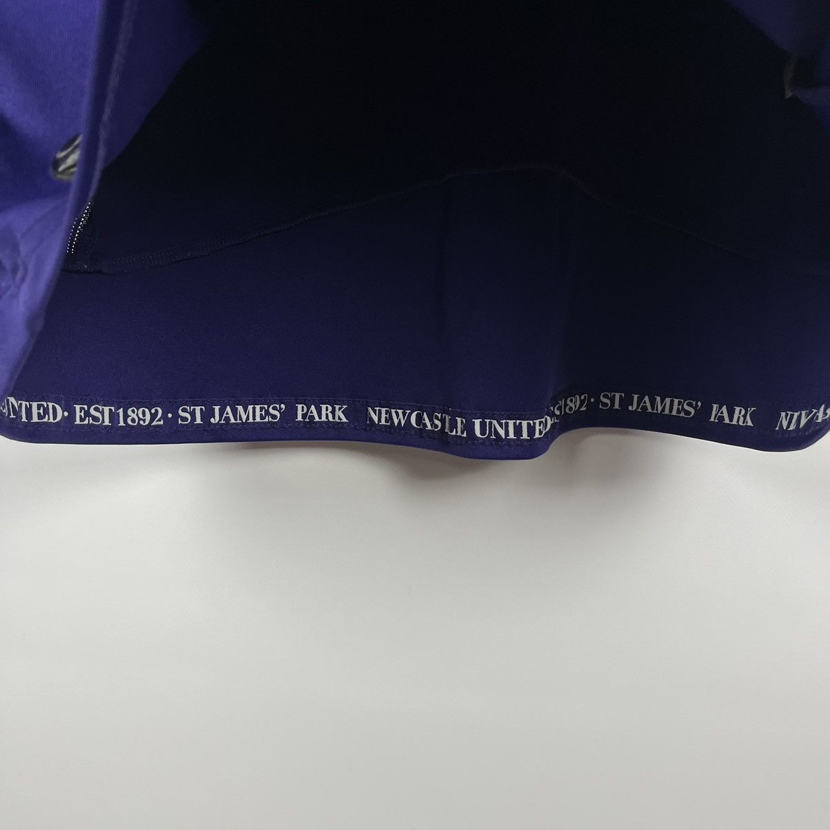 Adidas Vintage Adidas New Castle united home soccer jersey 2008 Size US L / EU 52-54 / 3 - 11 Thumbnail