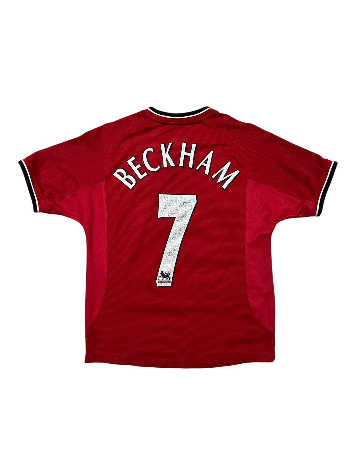 Umbro × Vintage Vintage 2000-02 MU Umbro #Beckham7 Nameset Home Jersey Size US XXS / EU 40 - 2 Thumbnail