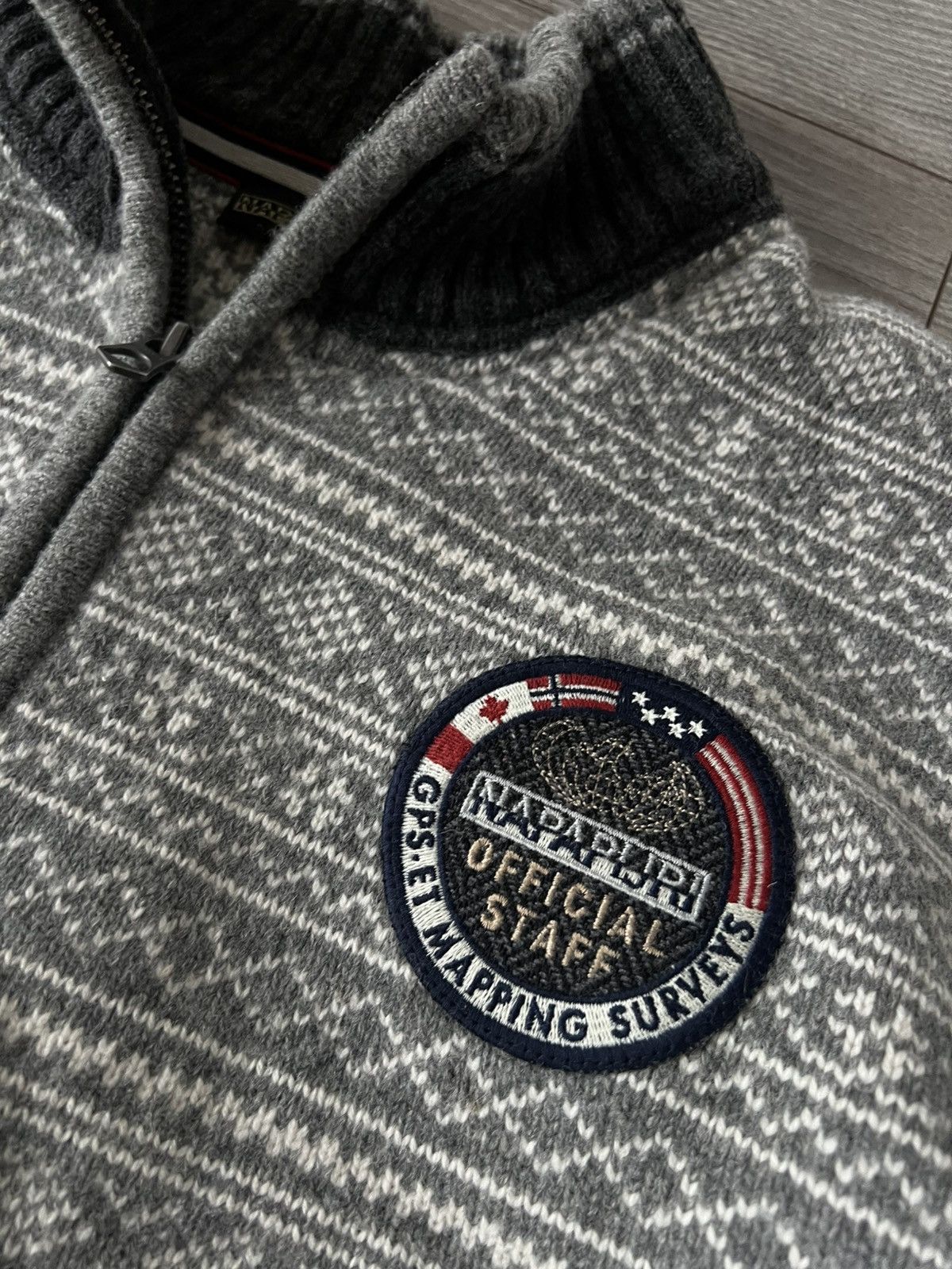 Napapijri Vintage Napapijri Laine Wool 100% Patch Logo Zip Sweater Size US XL / EU 56 / 4 - 6 Thumbnail