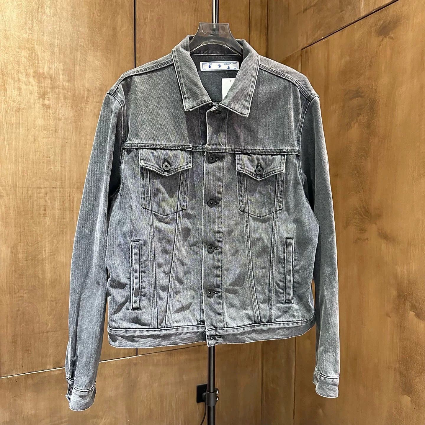 Off-White Off-White Denim Printed White Light Jacket XL Men Size US XL / EU 56 / 4 - 1 Thumbnail