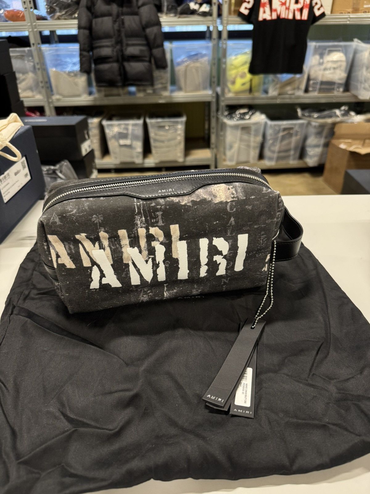 Amiri Amiri Stencil Toiletry Bag NEW 800$ Size ONE SIZE - 1 Thumbnail