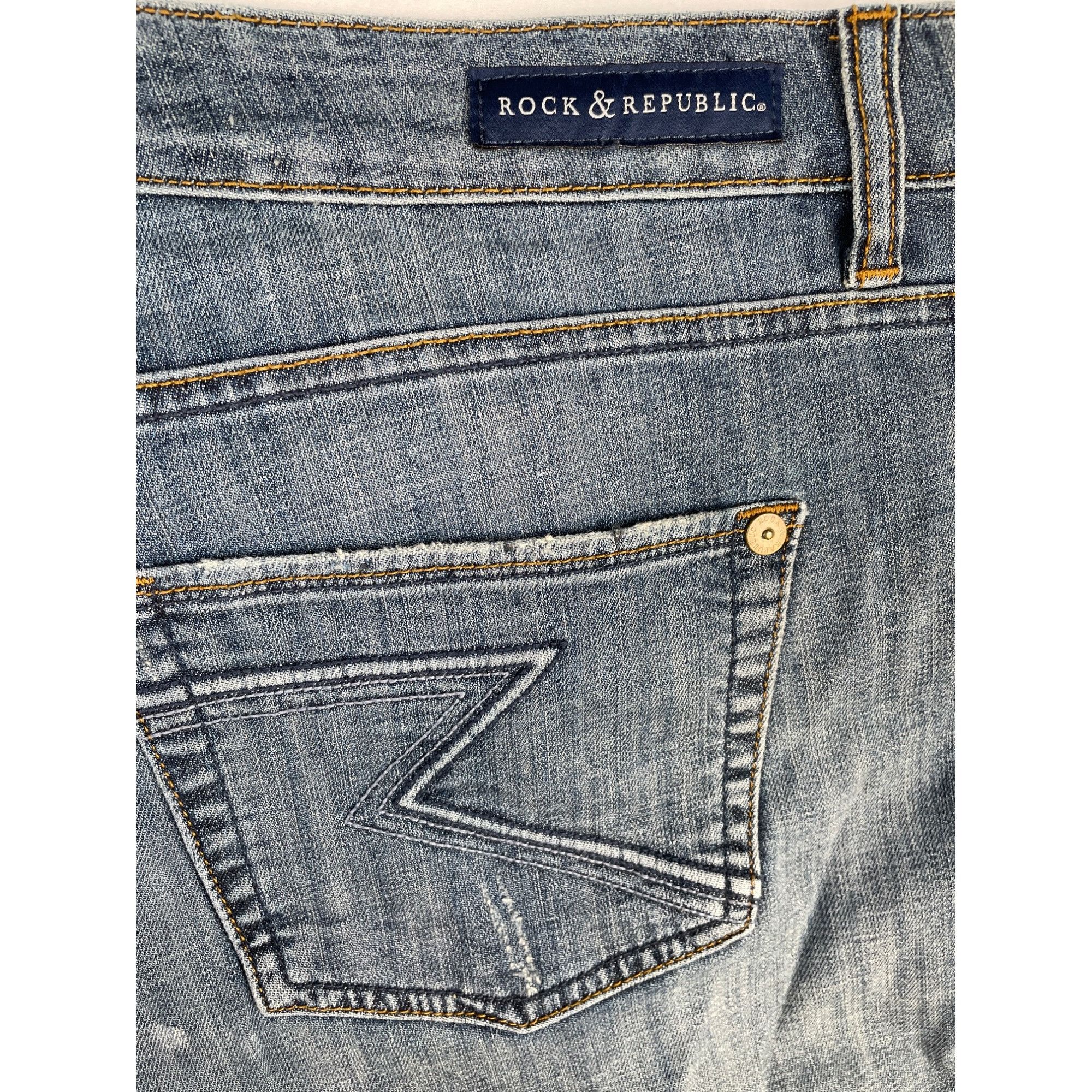 Rock & Republic Rock & Republic Women's Size 20 Jeans SKU 4156 Size 42" / US 20 - 4 Thumbnail