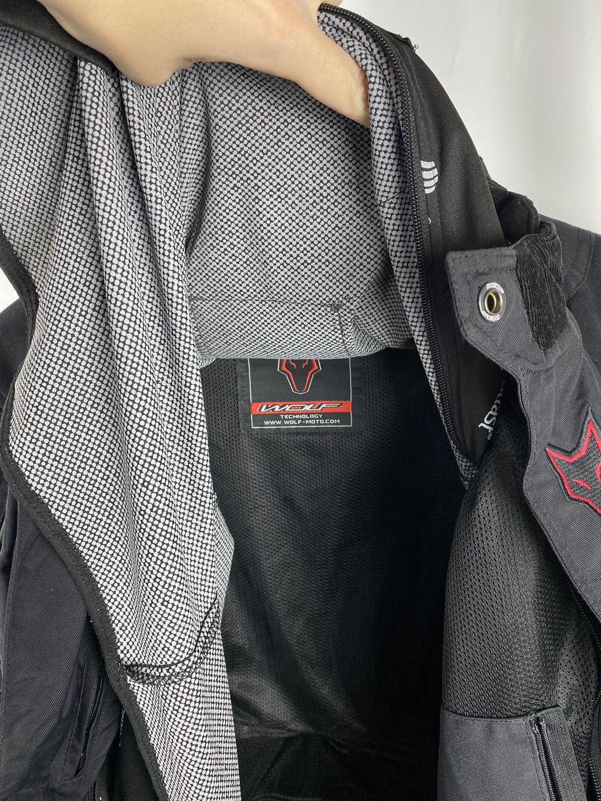 Designer Wolf Titanium Outlast Men Motorcycle Motorbike Jacket size S Size US S / EU 44-46 / 1 - 23 Thumbnail