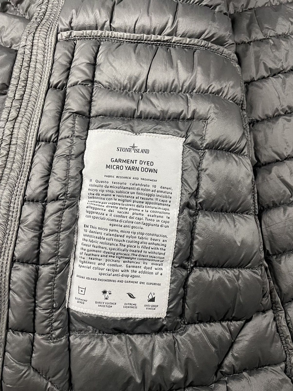 Stone Island Plumas stone Island Size US M / EU 48-50 / 2 - 6 Thumbnail