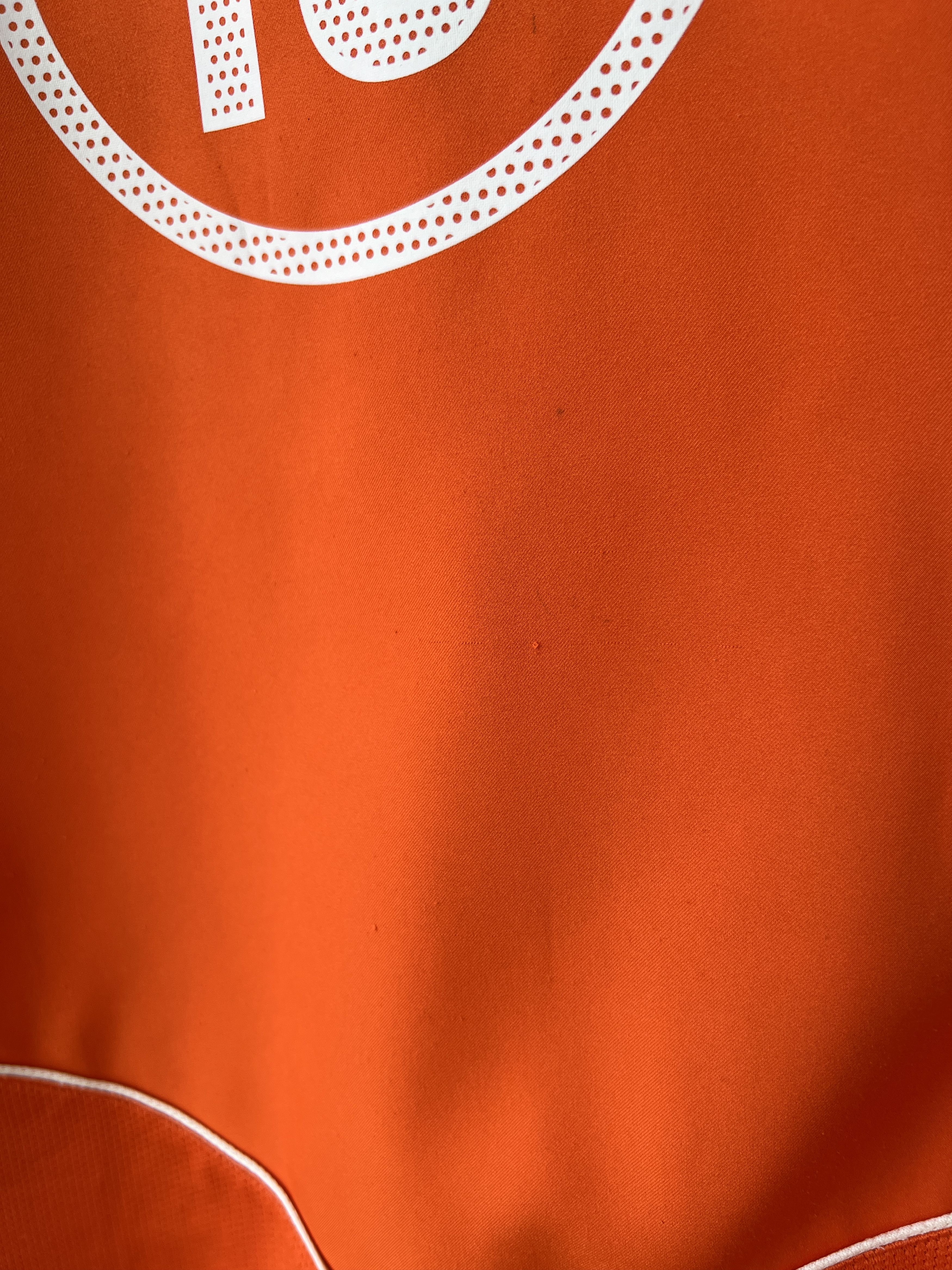 Nike (M) Holland 2004-06 Home Kit v. Nistelrooy #10 Size US M / EU 48-50 / 2 - 6 Thumbnail