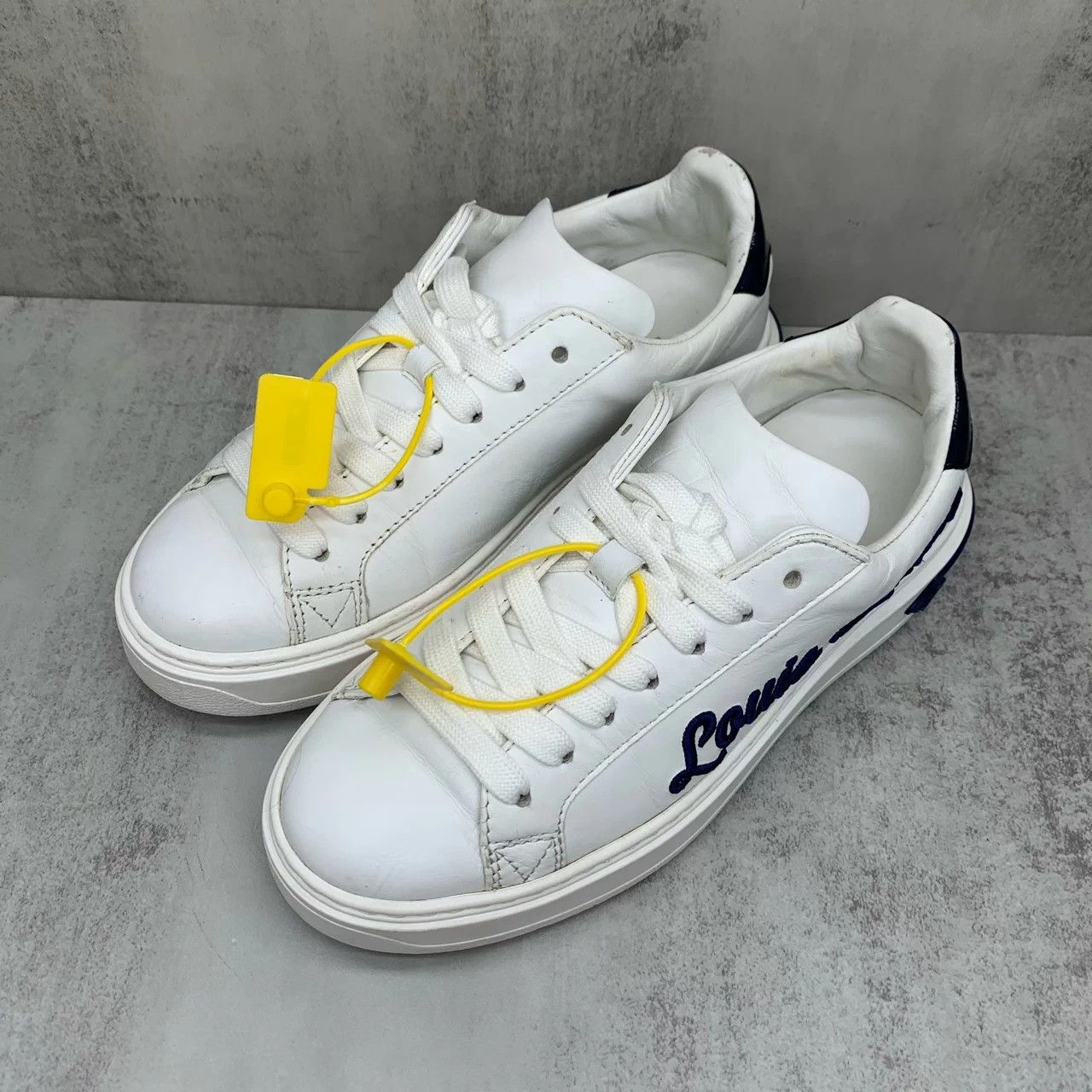 Louis Vuitton Lv Time Out White Blue Sneakers EUR 35 Size US 4 / IT 34 - 1 Thumbnail