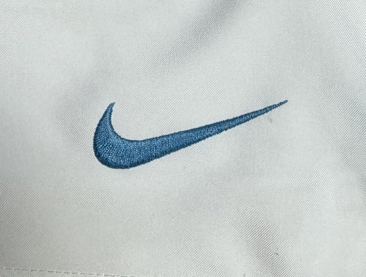 Nike PSV Eindhoven 2005 2007 Away Football Soccer Shorts Nike Size US 38 / EU 54 - 6 Thumbnail