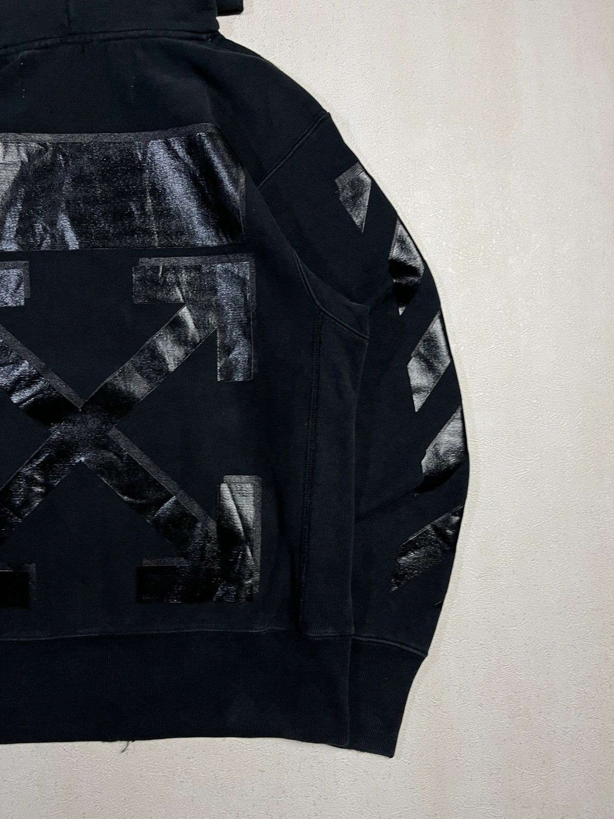 Champion × Off-White FW17 Off-White Champion Distressed Hoodie Size US M / EU 48-50 / 2 - 14 Thumbnail