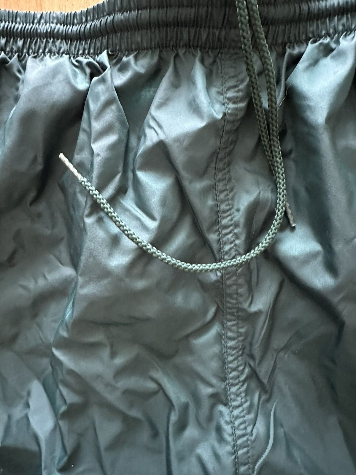 Nike × Vintage Vintage 90s Nike Nylon Jogger Windbreaker Baggy Pants Size US 36 / EU 52 - 5 Thumbnail