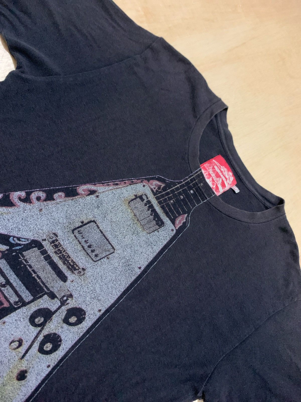 Japanese Brand Vintage Japanese barand Guitr tshirt Size US L / EU 52-54 / 3 - 4 Thumbnail