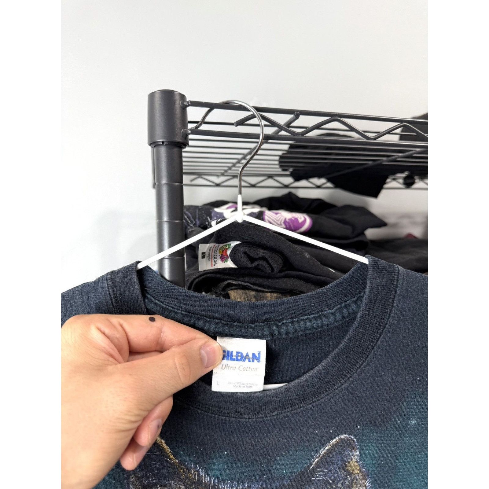 Vintage 00’s Vintage Wolf T Shirt All Over Print Hype Supreme Style Size US L / EU 52-54 / 3 - 6 Thumbnail