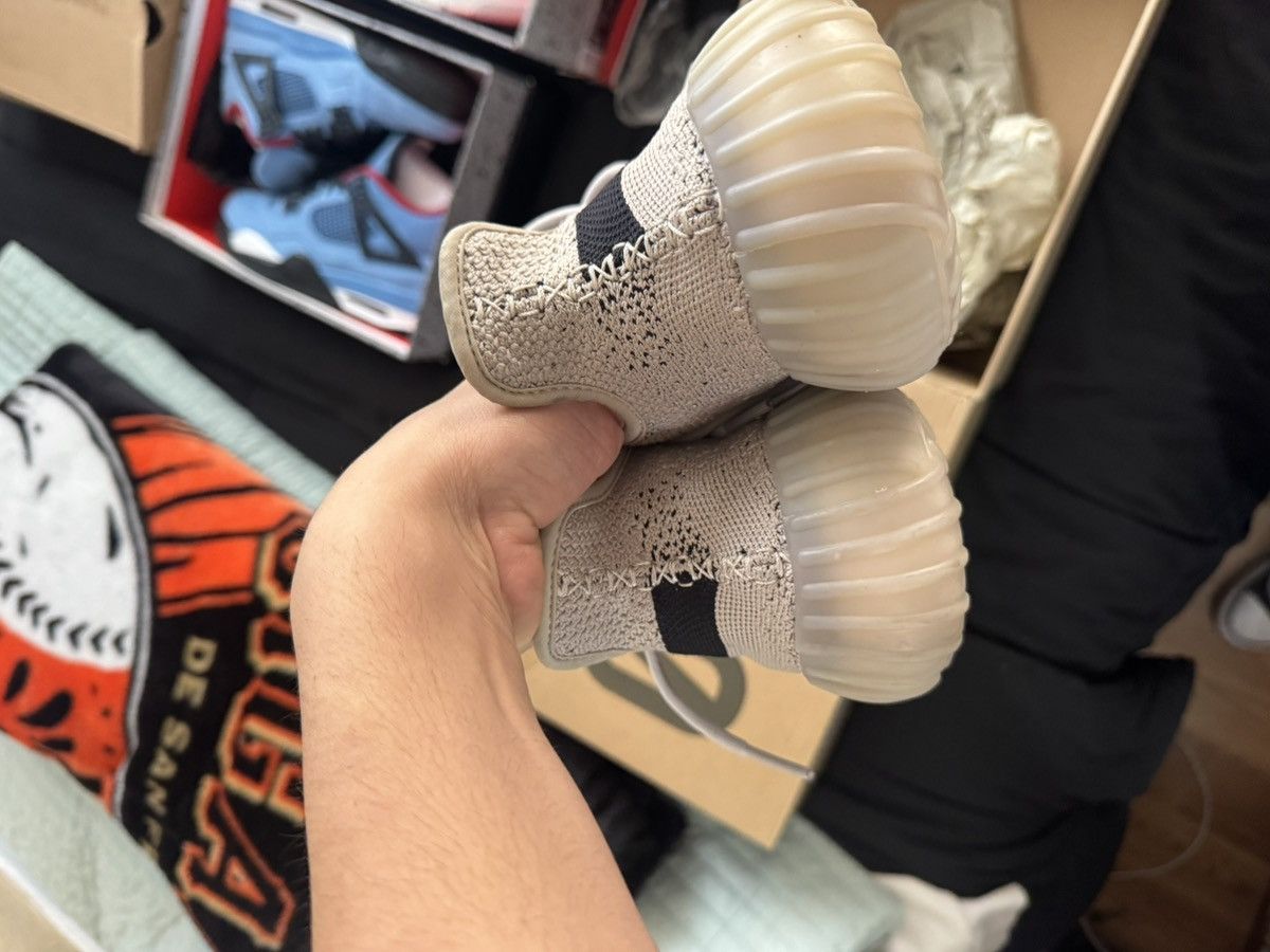Adidas × Yeezy yeezy Size US 9.5 / EU 42-43 - 7 Thumbnail