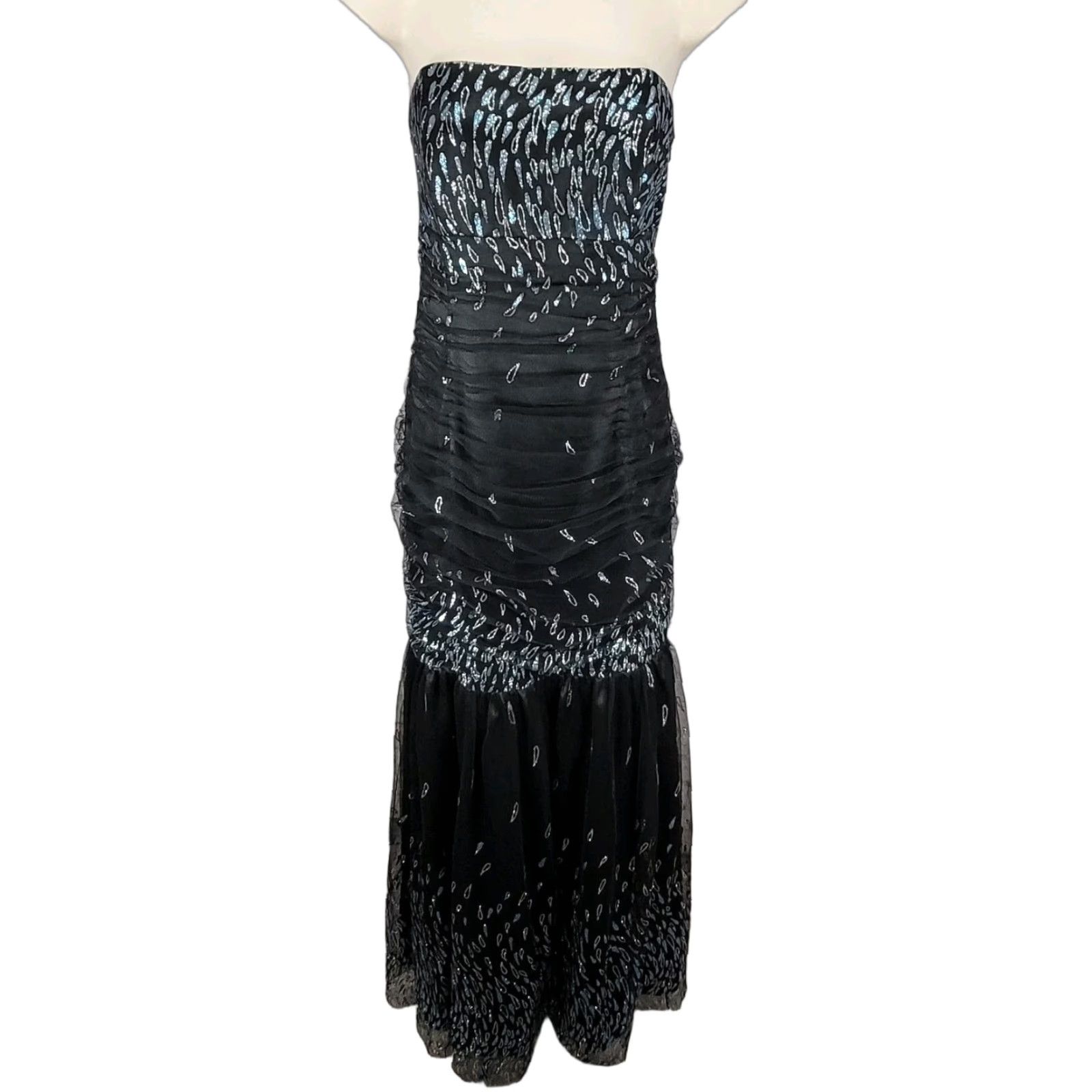 lucienne black stretch lace maxi dress Embellished Cut-Out Fishtail Maxi Dress in White - 10 main image 0