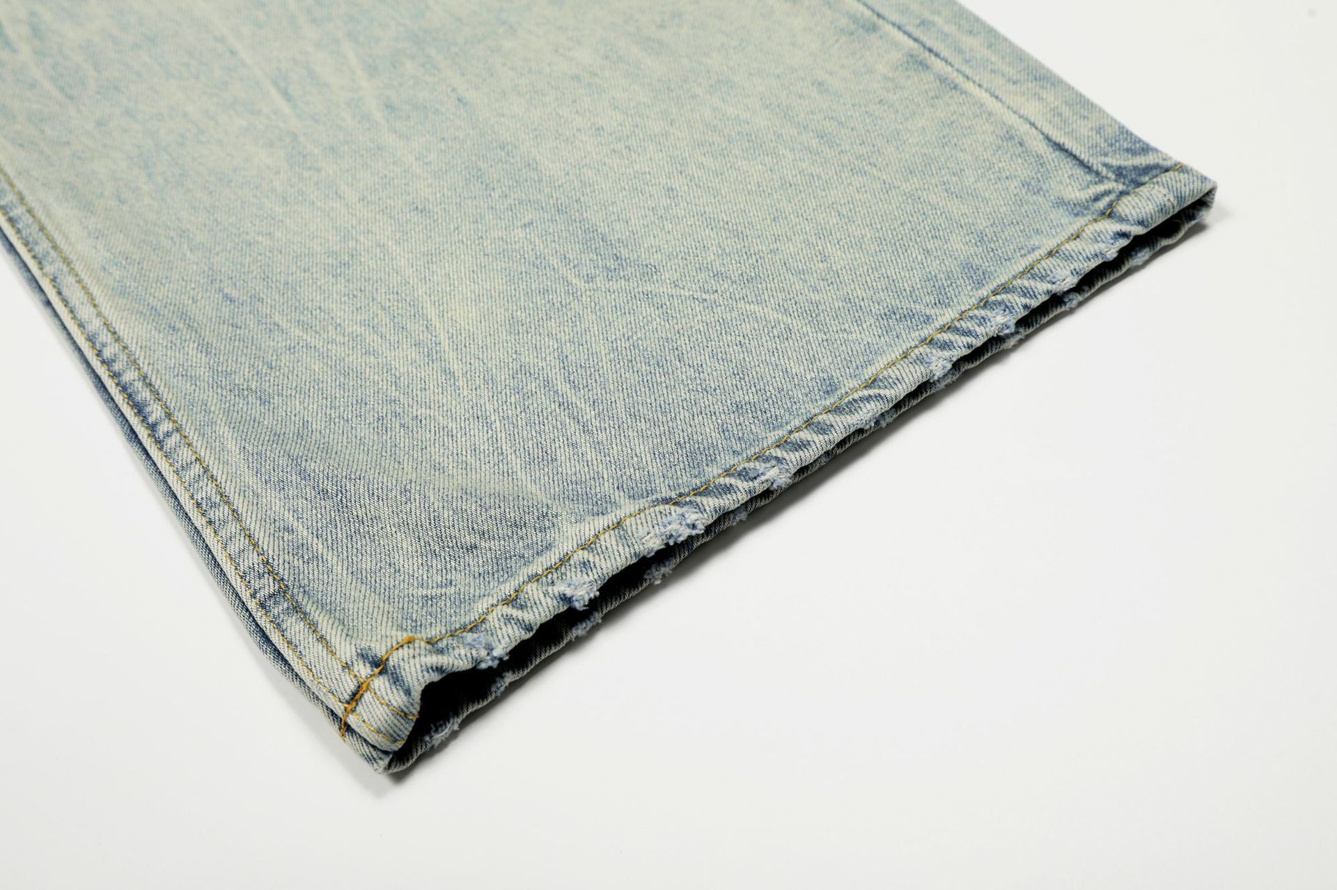 Men's vintage distressed washed loose scimitar jeans