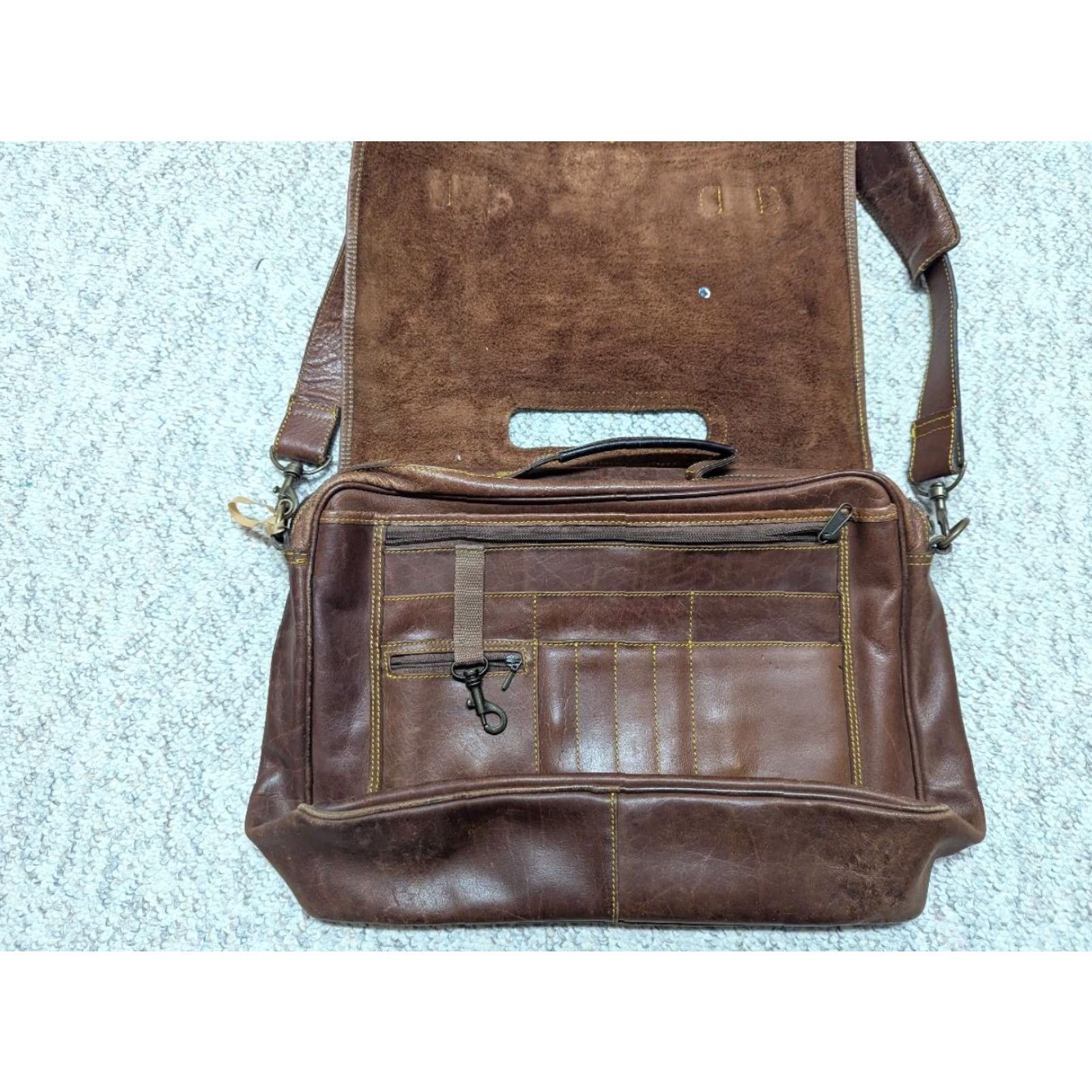 Eddie Bauer VINTAGE Eddie Bauer Messenger Bag COWHIDE Brown Leather LAPTOP Briefcase 16" Bag Medium Men Size ONE SIZE - 5 Thumbnail