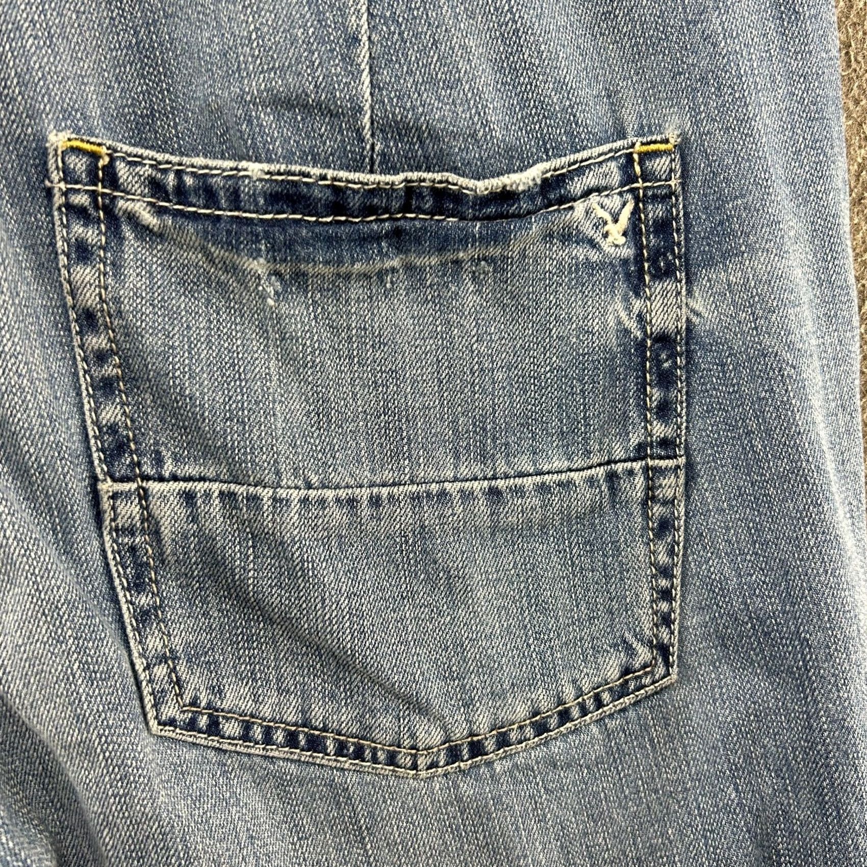 American Eagle Outfitters VINTAGE American Eagle Outfitters Overall Womens XS Blue Denim Distressed One-Piece 90s Retro Casual Workwear Sleeveless Pockets Size 26" / US 2 / IT 38 - 4 Thumbnail