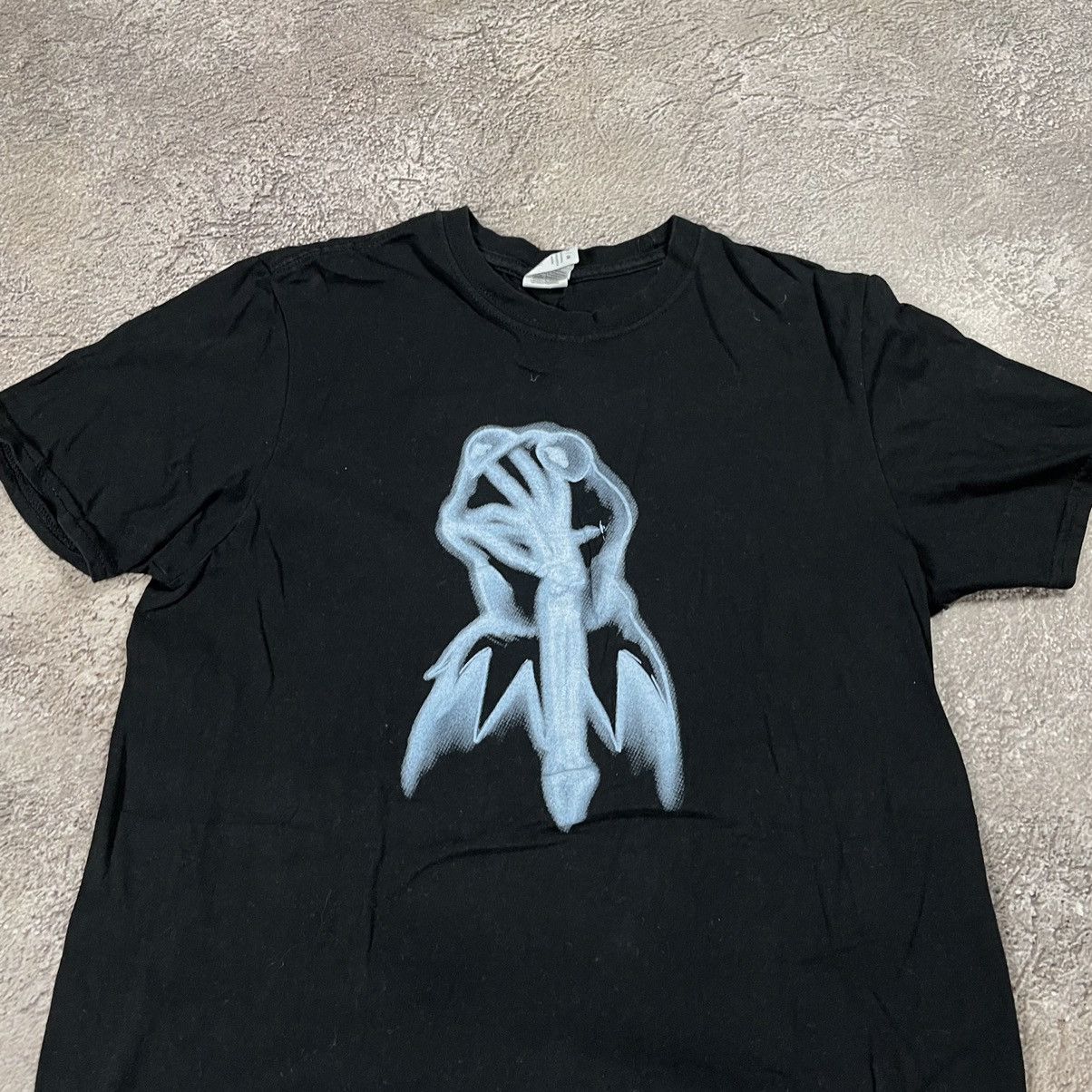Vintage Vintage Y2K Abstract Graphic Tee Grunge Streetwear Black M Size US M / EU 48-50 / 2 - 3 Thumbnail