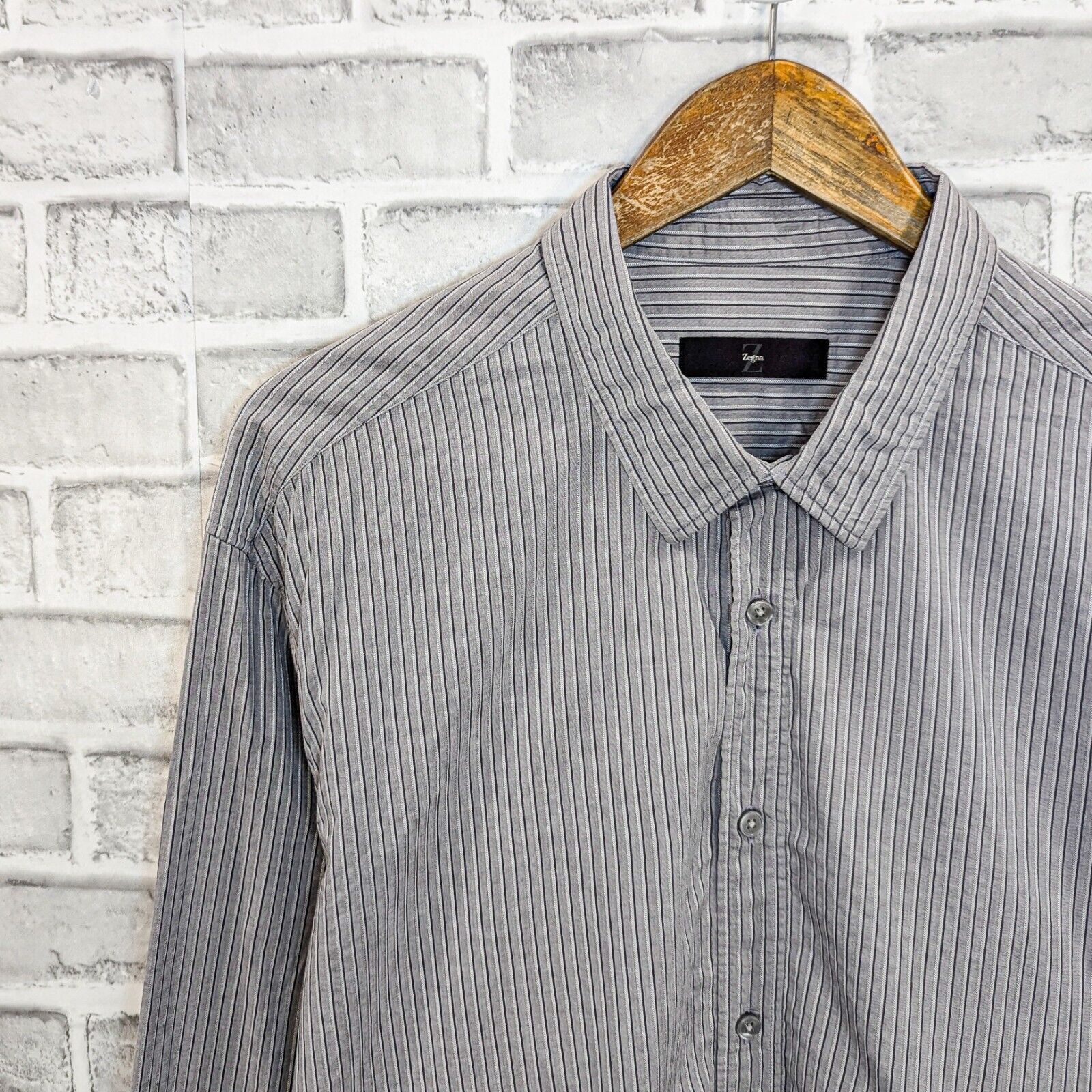Ermenegildo Zegna Z Zegna City Fit Button up Shirt in Gray textured striped Size US L / EU 52-54 / 3 - 3 Thumbnail