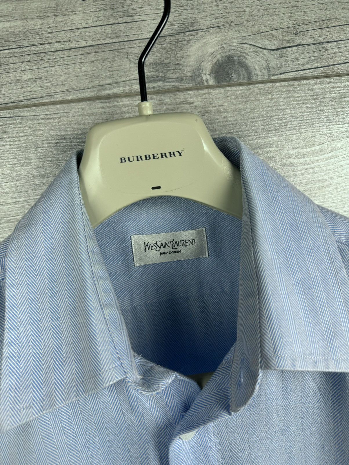 Designer × Yves Saint Laurent Yves Saint Lauren Luxury T- shirt size L Size US L / EU 52-54 / 3 - 3 Thumbnail