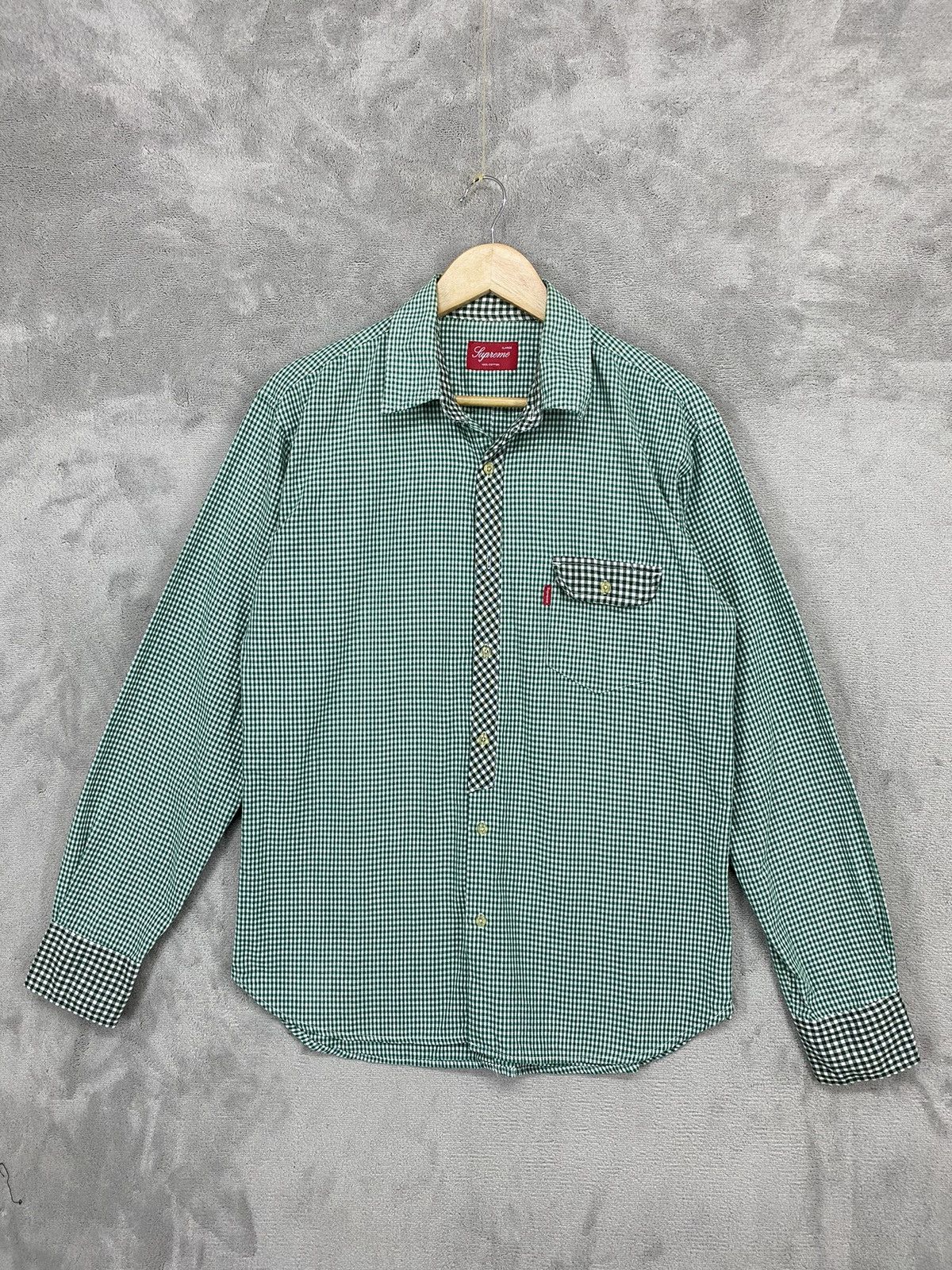 SUPREME GREEN CHECKED SHIRT. SIZE XLARGE . NYC. SKATEBOARD.