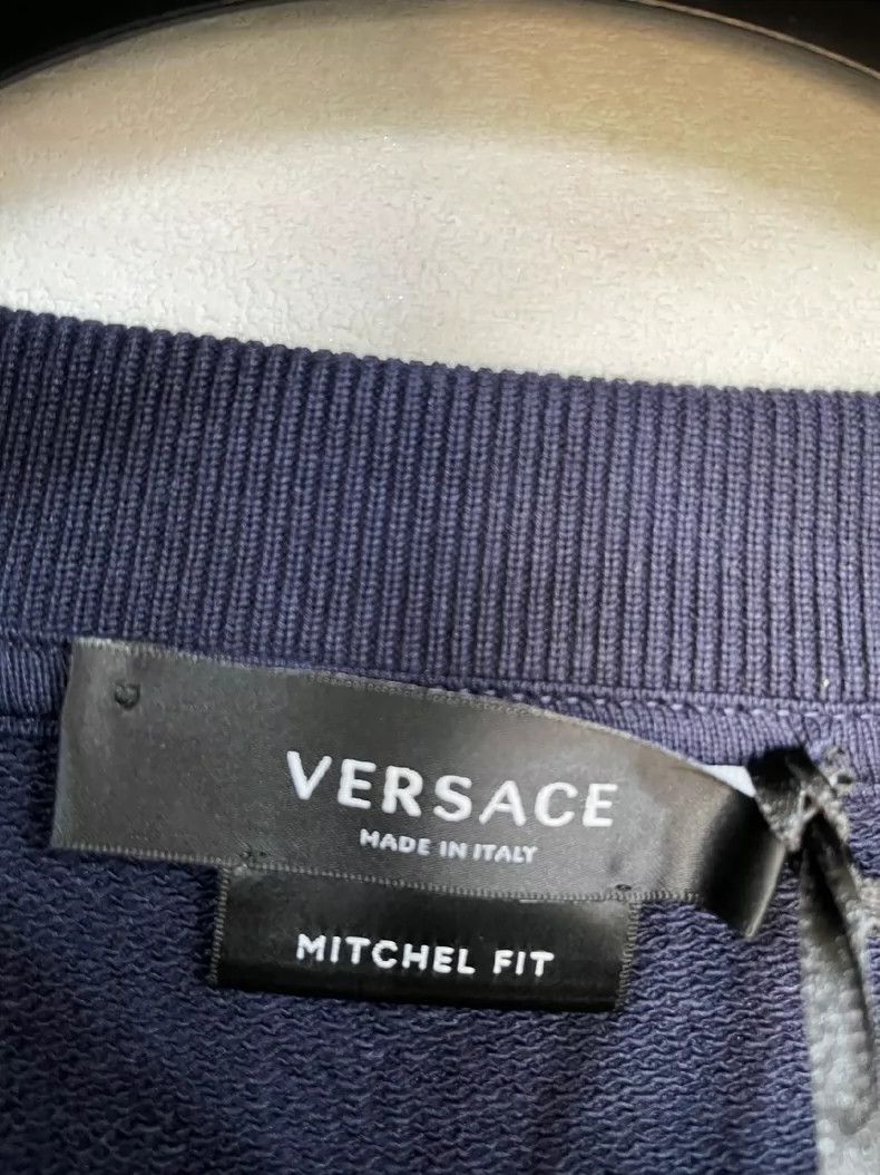 Versace Versace Mulberry silk patch embroidered men's crew neck sw Size US L / EU 52-54 / 3 - 6 Thumbnail