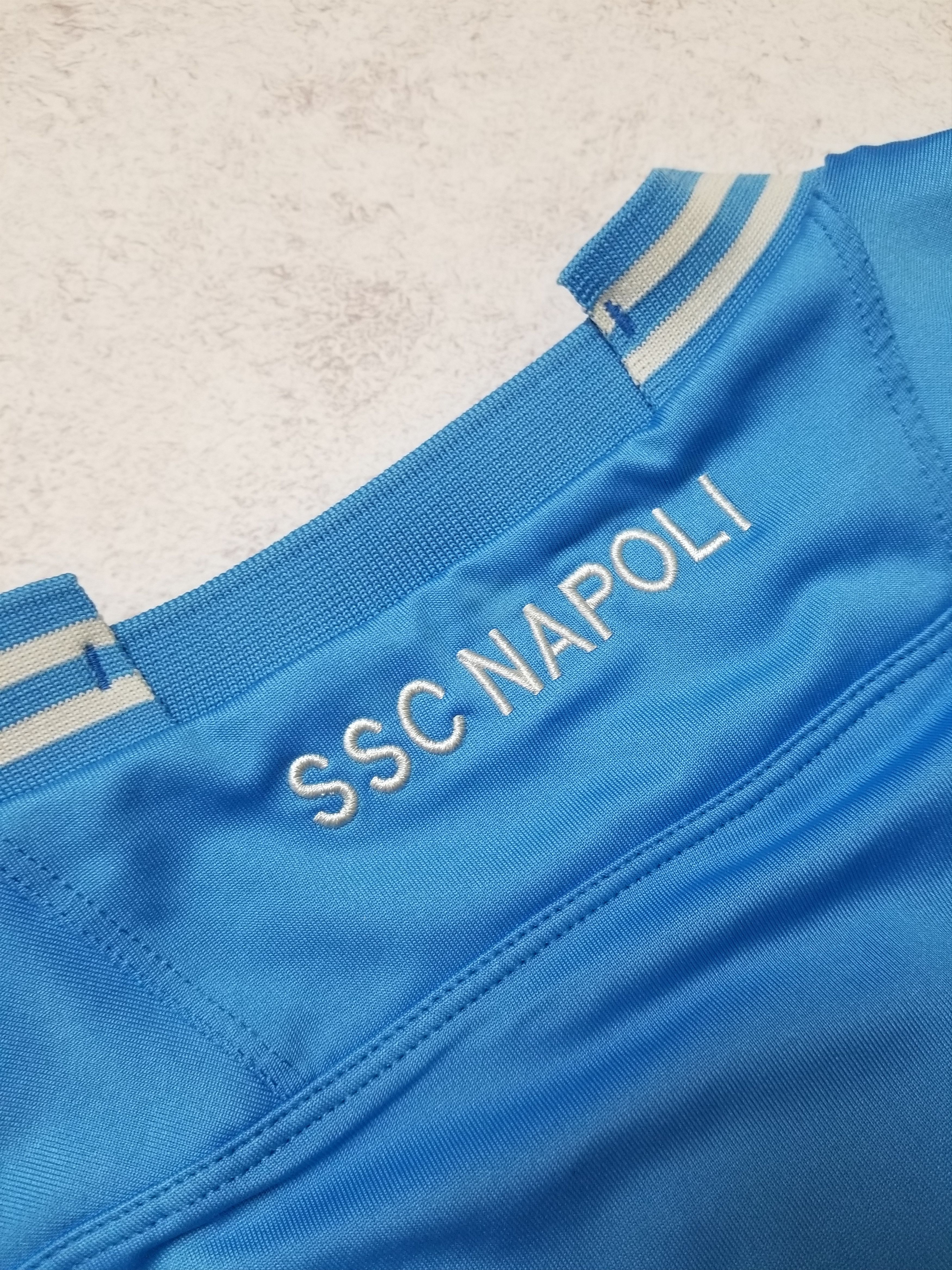Macron Macron 2013-14 SSC Napoli Football Shirt Jersey Size US S / EU 44-46 / 1 - 9 Thumbnail