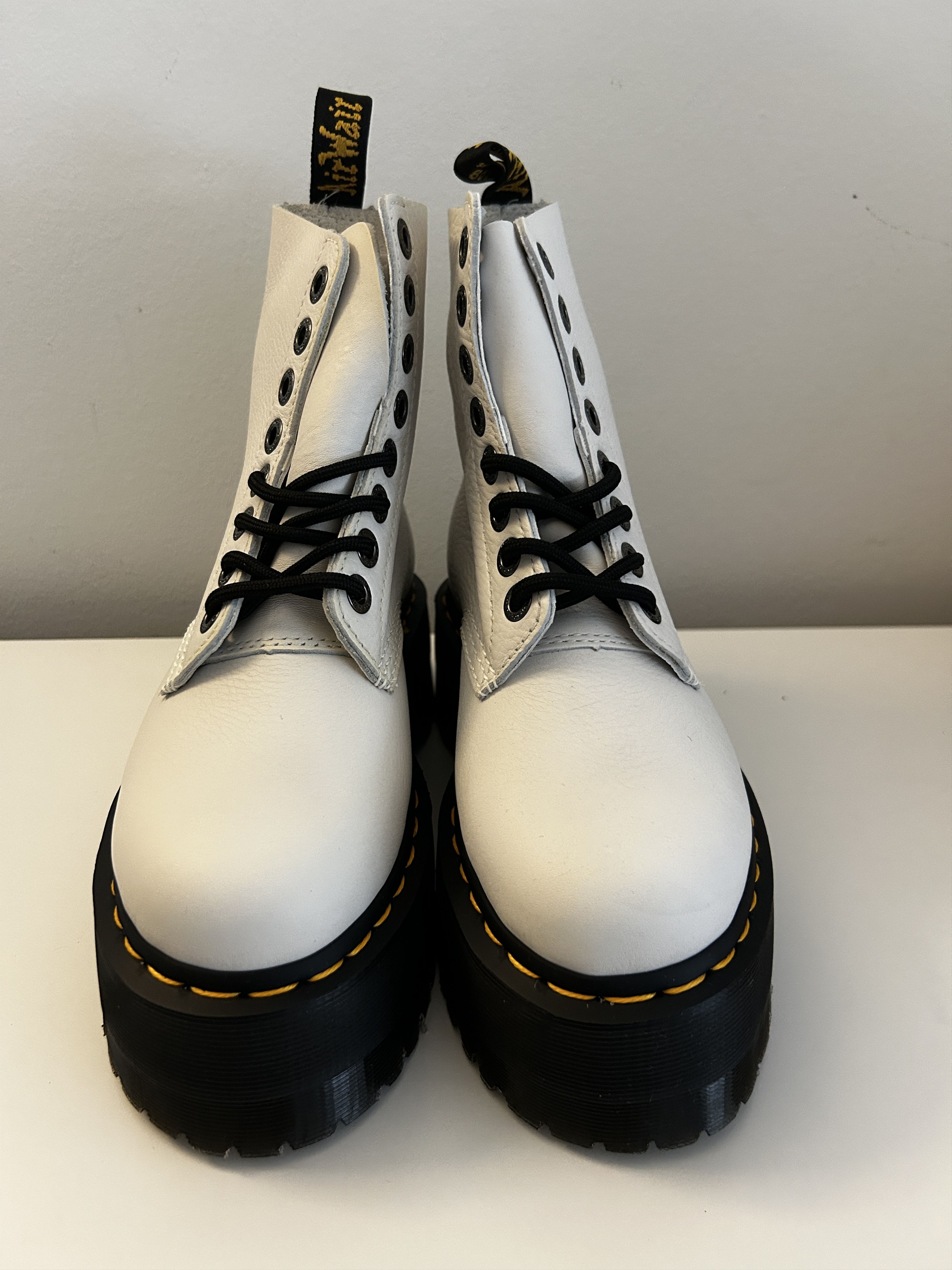 Dr. Martens Dr. Martens Pascal Max Boots Size US 5 / IT 35 - 2 Thumbnail