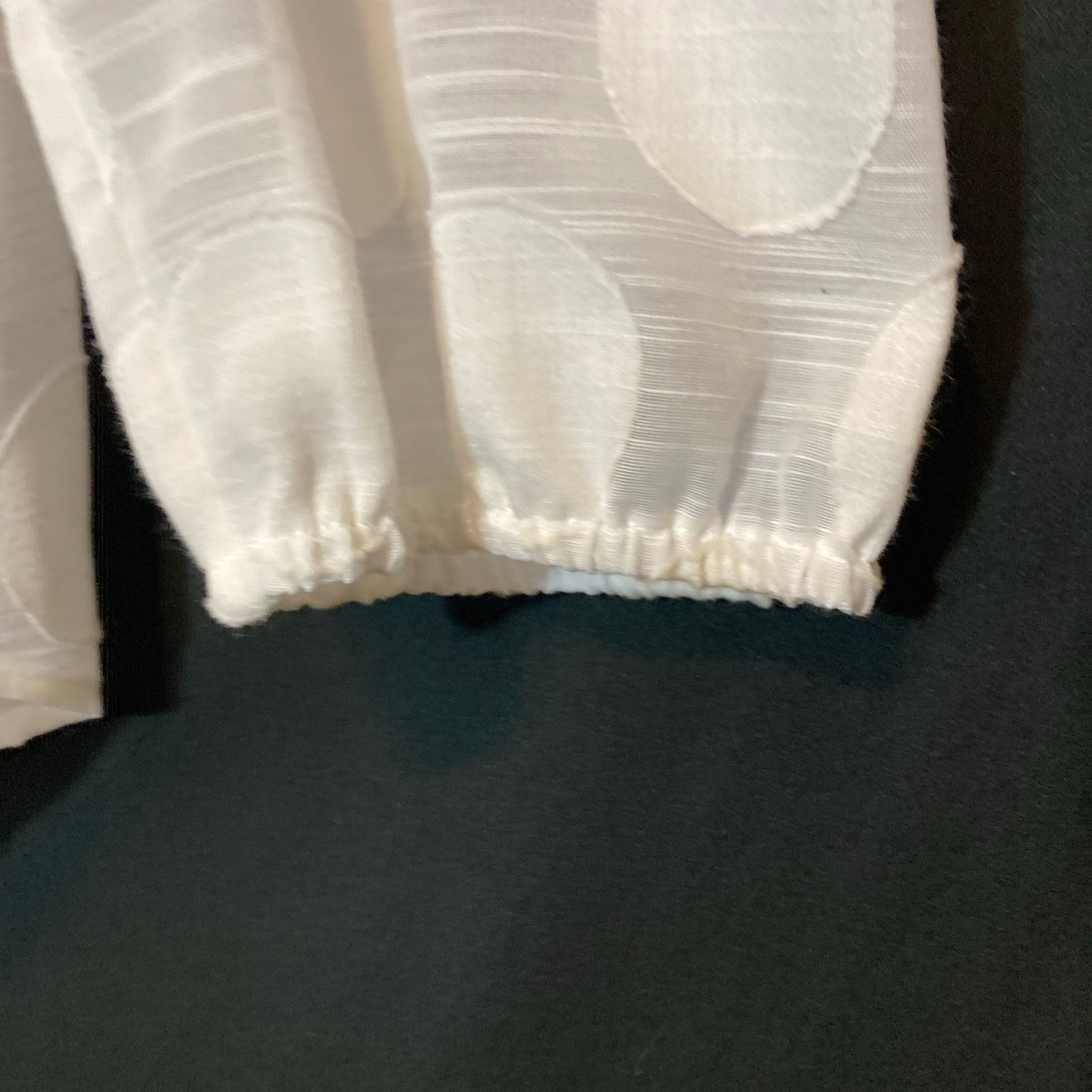 Chicos Chicos Sheer White Polka Dot Button Cold Shoulder Blouse Top Size M / US 6-8 / IT 42-44 - 5 Thumbnail