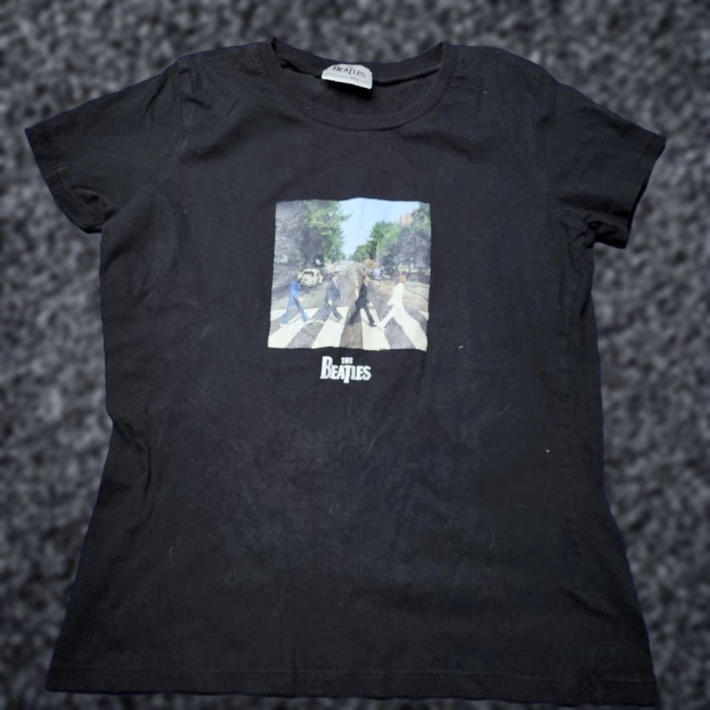Vintage Womens L The Beatles Abbey Road T Shirt Short Sleeves Pullover Distressed Size L / US 10 / IT 46 - 1 Thumbnail