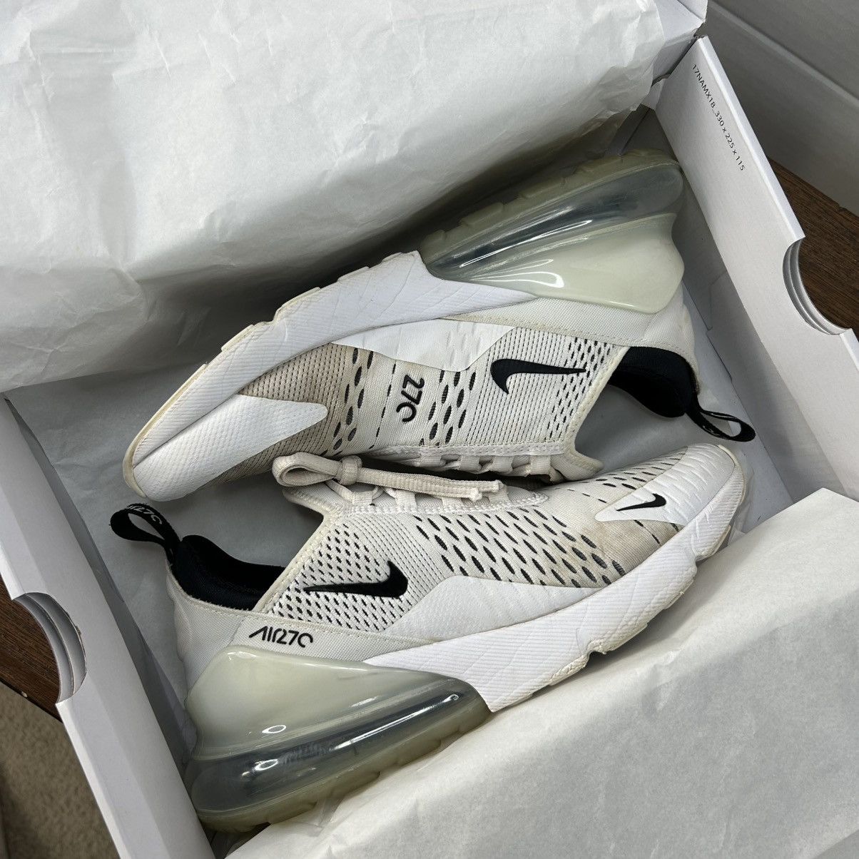 Nike Nike Air Max 270 White Black Sneakers Women’s 9.5 Size US 9.5 / IT 39.5 - 8 Thumbnail